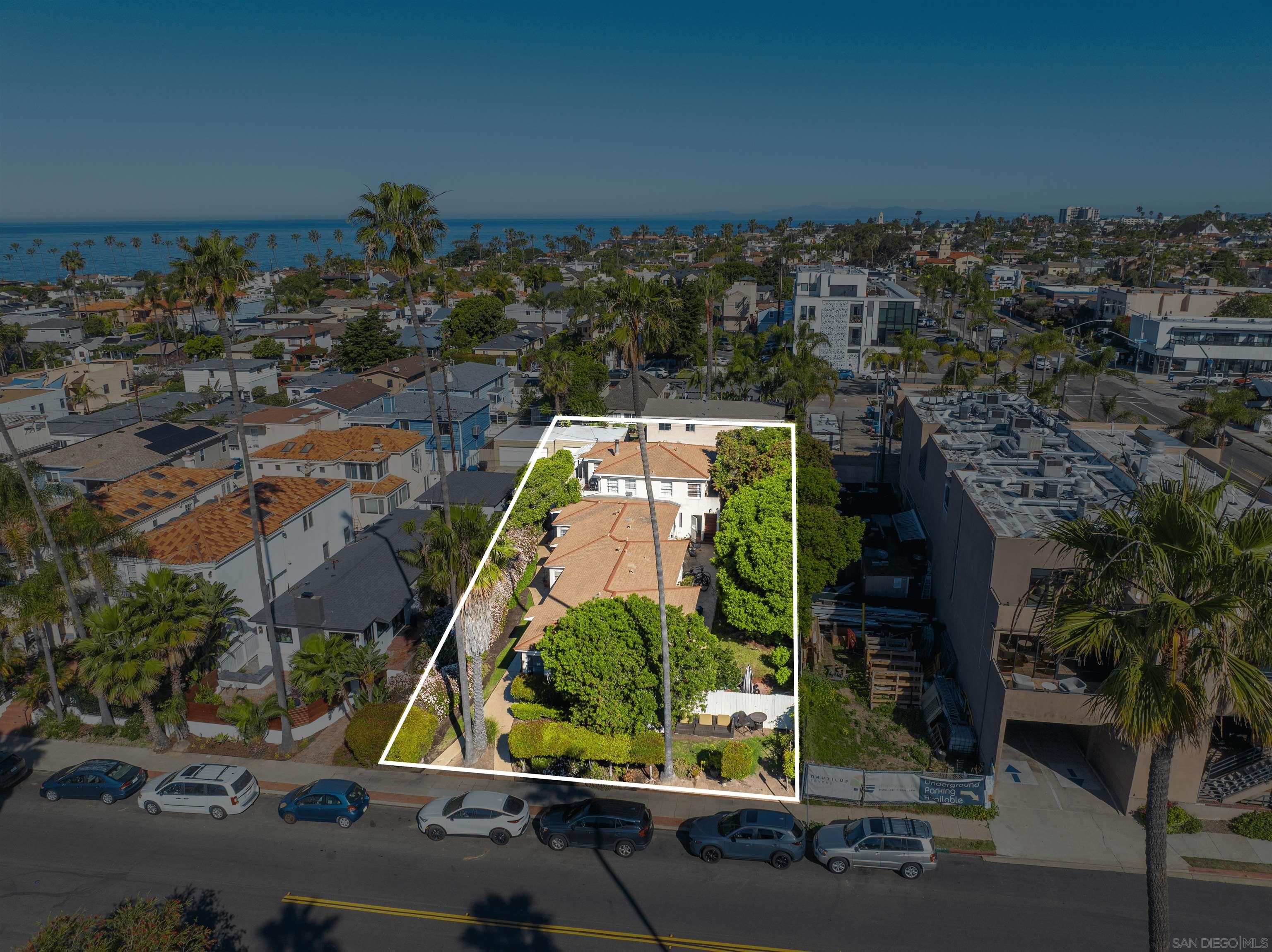 Detail Gallery Image 10 of 28 For 444  Bonair Street, La Jolla,  CA 92037 - – Beds | – Baths