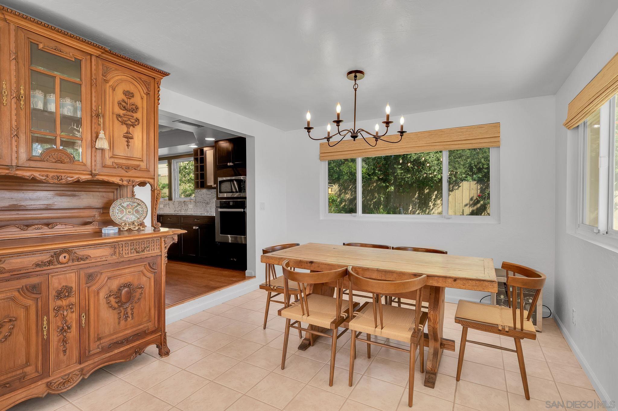 Detail Gallery Image 18 of 50 For 214  Kens, El Cajon,  CA 92021 - 4 Beds | 3 Baths