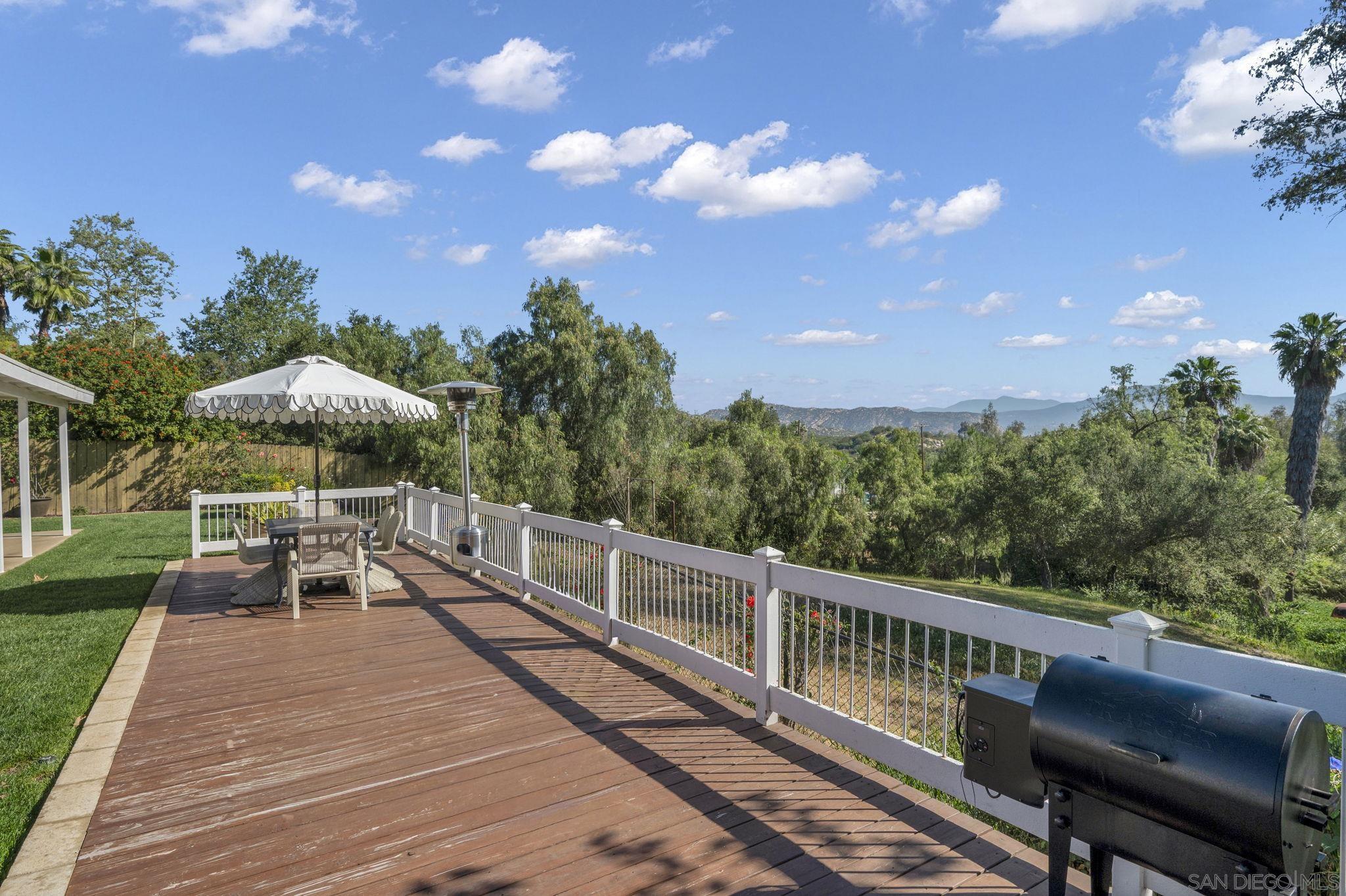 Detail Gallery Image 6 of 50 For 214  Kens, El Cajon,  CA 92021 - 4 Beds | 3 Baths