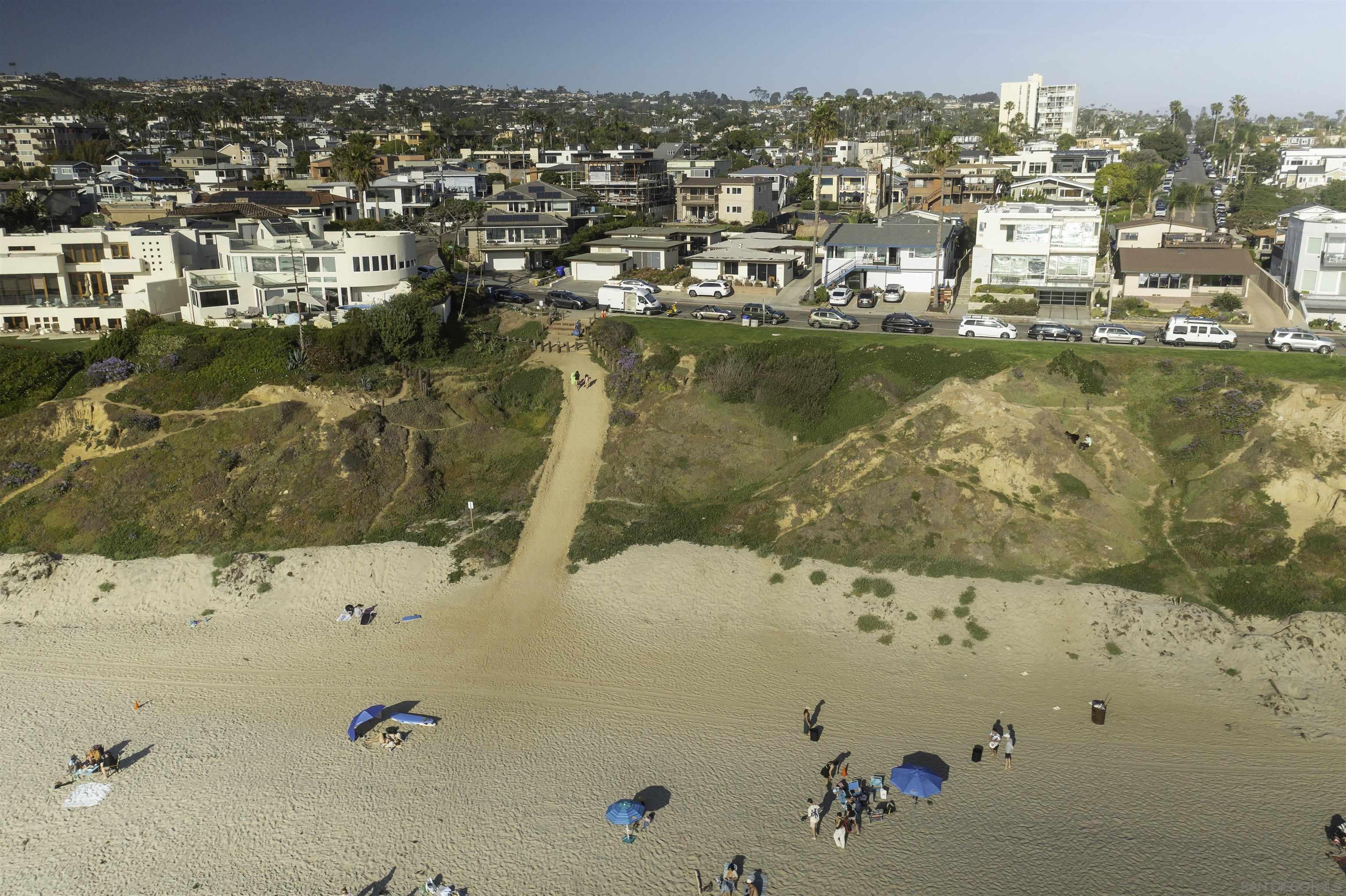 Detail Gallery Image 15 of 36 For 4933-35  Ocean Boulevard, San Diego,  CA 92109 - – Beds | – Baths