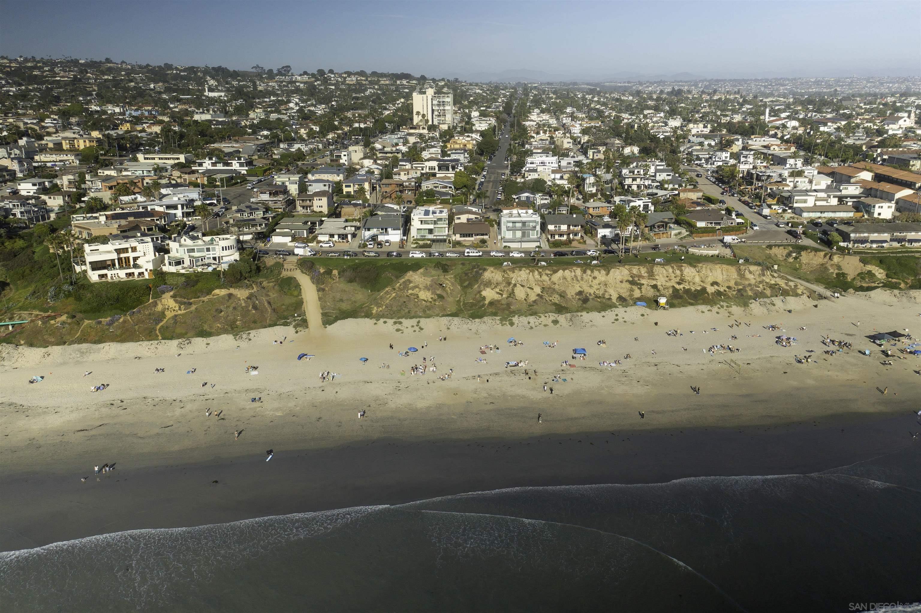 Detail Gallery Image 16 of 36 For 4933-35  Ocean Boulevard, San Diego,  CA 92109 - – Beds | – Baths