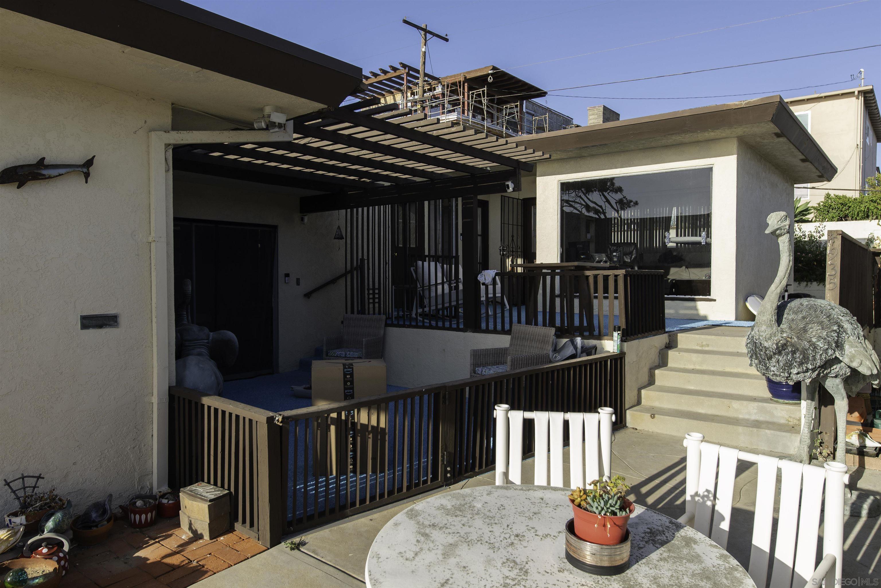 Detail Gallery Image 25 of 36 For 4933-35  Ocean Boulevard, San Diego,  CA 92109 - – Beds | – Baths