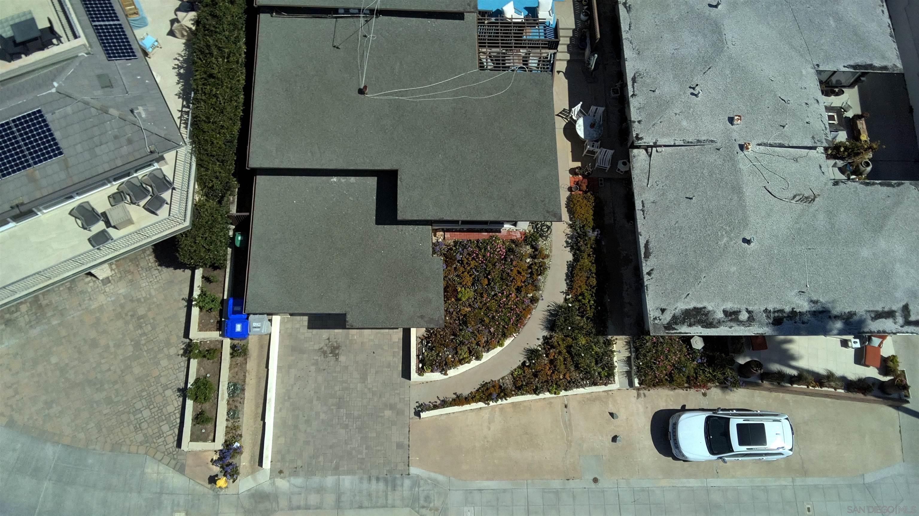 Detail Gallery Image 6 of 36 For 4933-35  Ocean Boulevard, San Diego,  CA 92109 - – Beds | – Baths