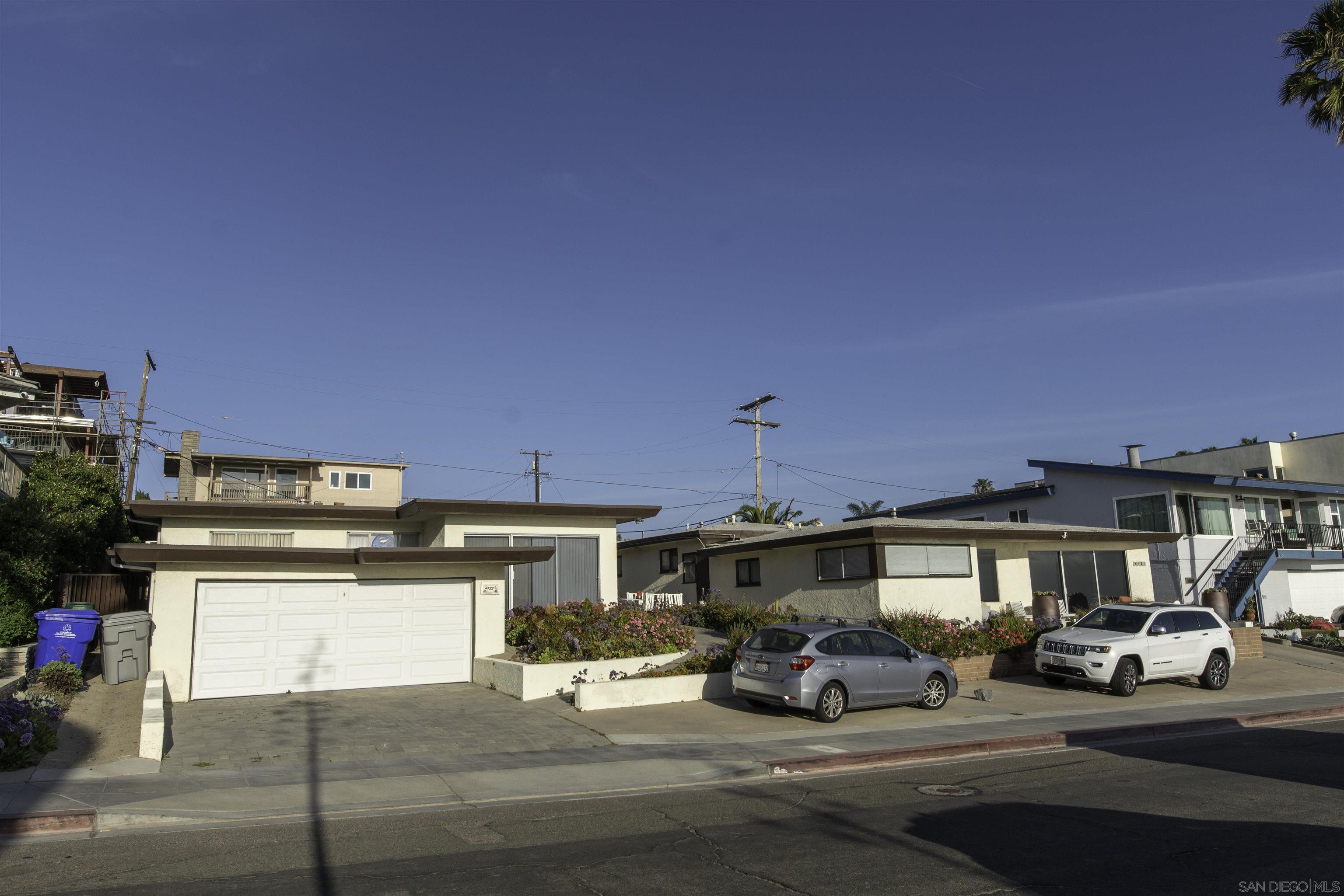 Detail Gallery Image 10 of 36 For 4933-35  Ocean Boulevard, San Diego,  CA 92109 - – Beds | – Baths