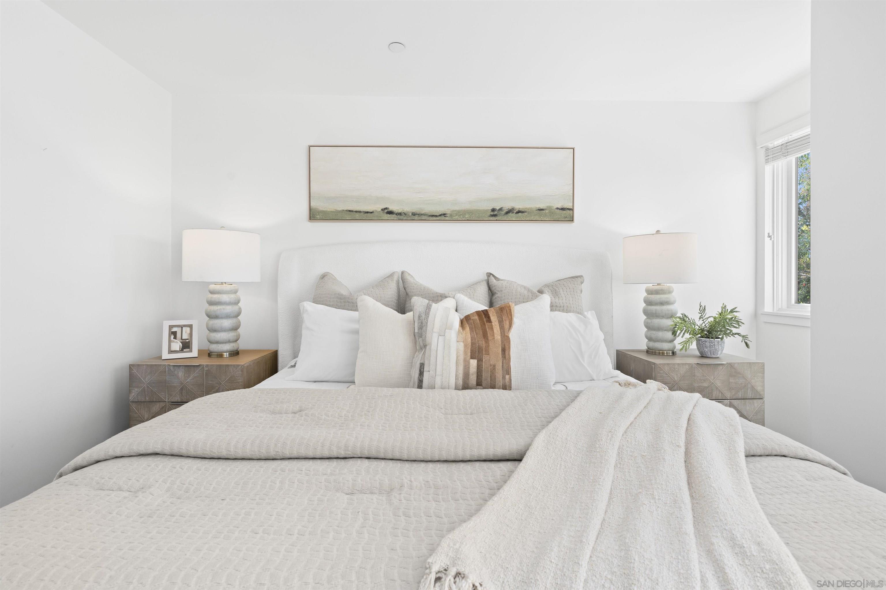 Detail Gallery Image 25 of 49 For 215  2nd St  #101,  Encinitas,  CA 92024 - 4 Beds | 2/1 Baths