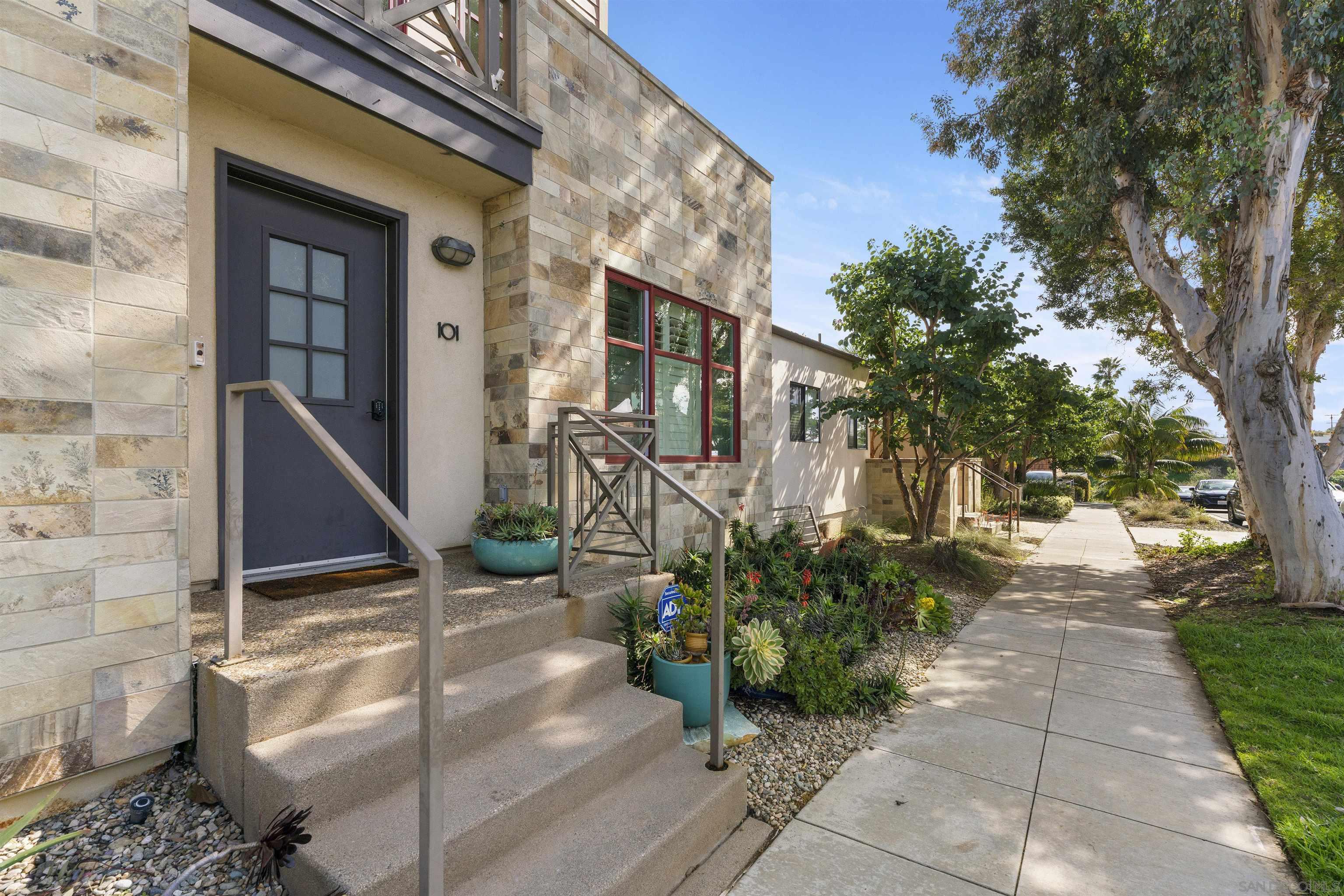 Detail Gallery Image 44 of 49 For 215  2nd St  #101,  Encinitas,  CA 92024 - 4 Beds | 2/1 Baths