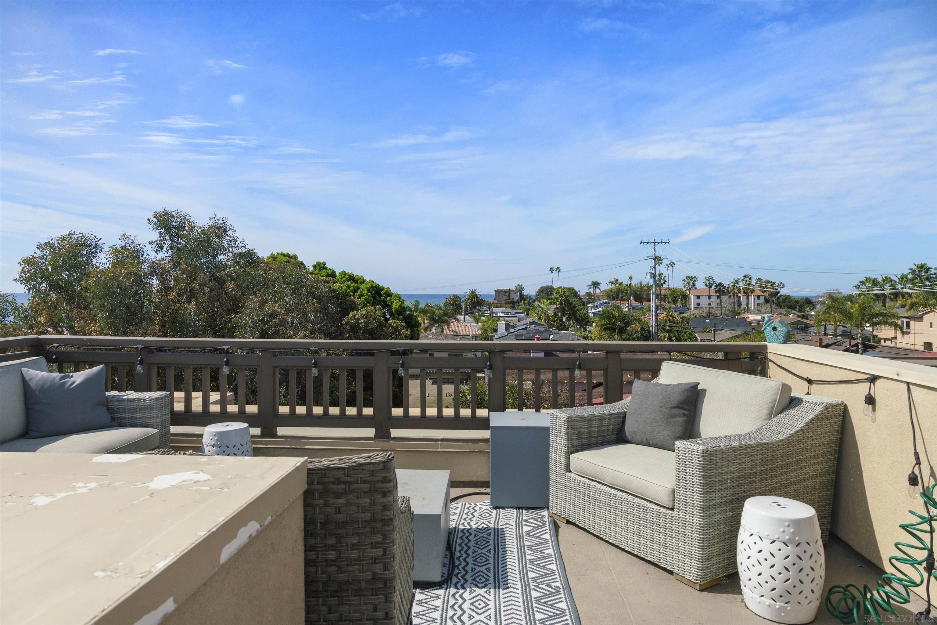 Detail Gallery Image 46 of 49 For 215  2nd St  #101,  Encinitas,  CA 92024 - 4 Beds | 2/1 Baths