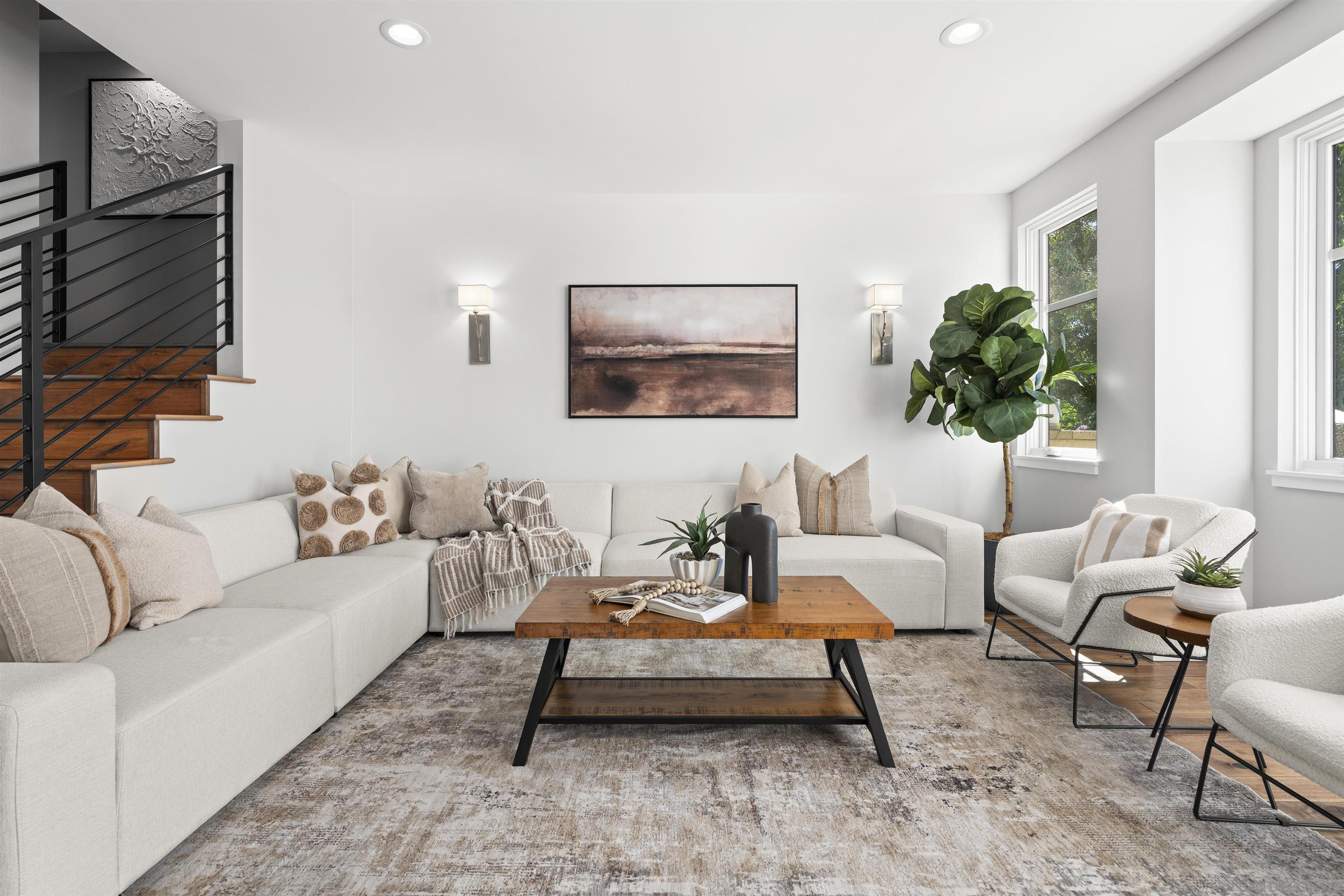 Detail Gallery Image 7 of 49 For 215  2nd St  #101,  Encinitas,  CA 92024 - 4 Beds | 2/1 Baths