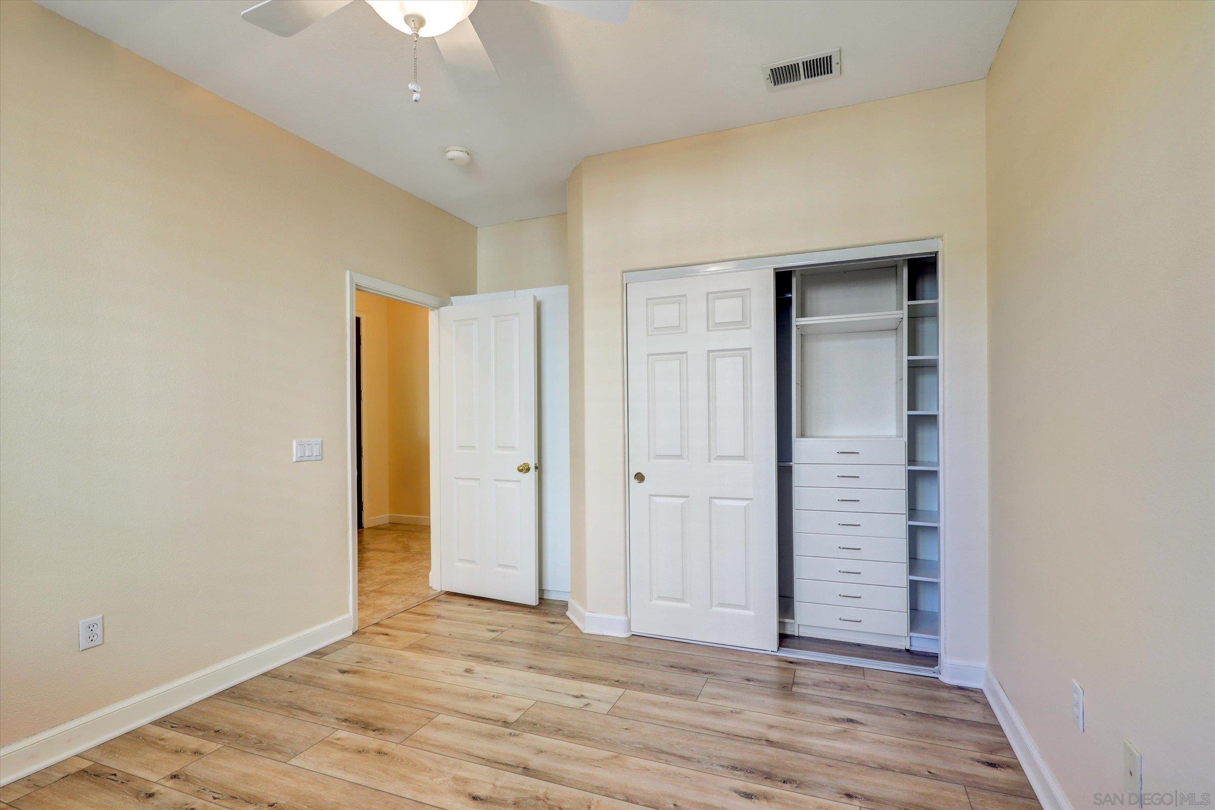 Detail Gallery Image 9 of 32 For 1648  Sagewood Way, San Marcos,  CA 92078 - 4 Beds | 3 Baths