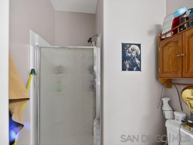 Detail Gallery Image 12 of 27 For 2824  Lancaster Ave, Hemet,  CA 92545 - 5 Beds | 2/1 Baths