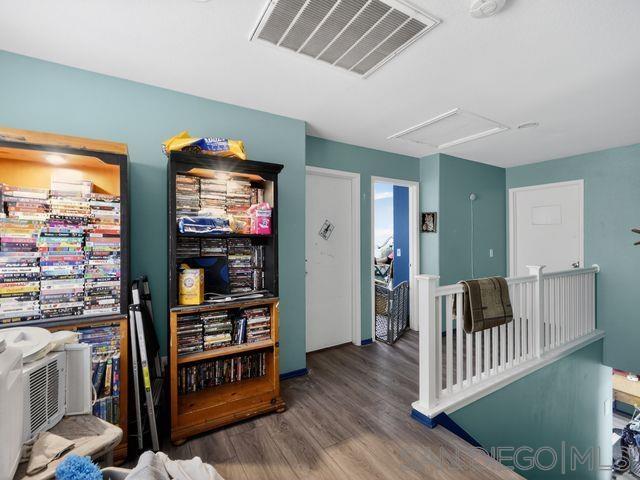 Detail Gallery Image 13 of 27 For 2824  Lancaster Ave, Hemet,  CA 92545 - 5 Beds | 2/1 Baths