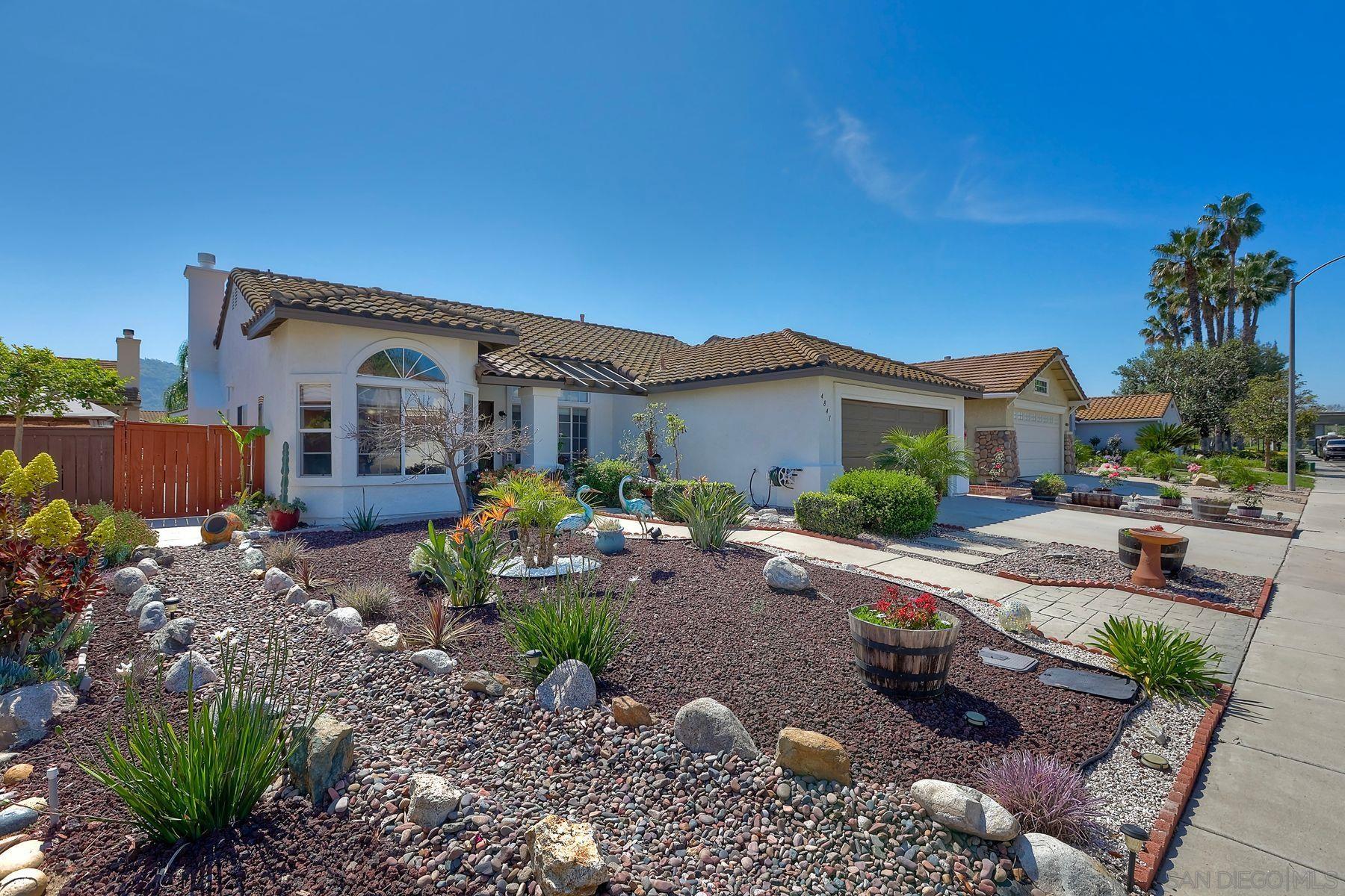 Detail Gallery Image 2 of 33 For 4841  Dulin Rd, Fallbrook,  CA 92028 - 3 Beds | 2 Baths