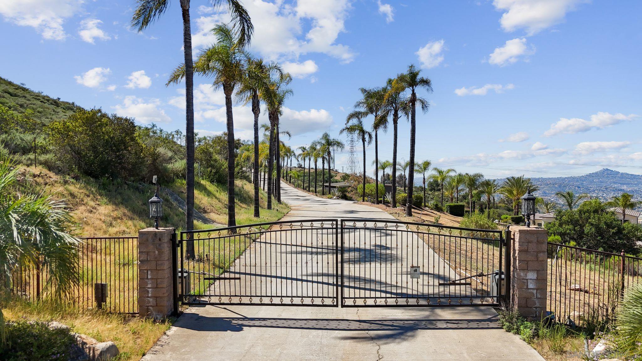 Detail Gallery Image 9 of 19 For , El Cajon,  CA 92021 - – Beds | – Baths