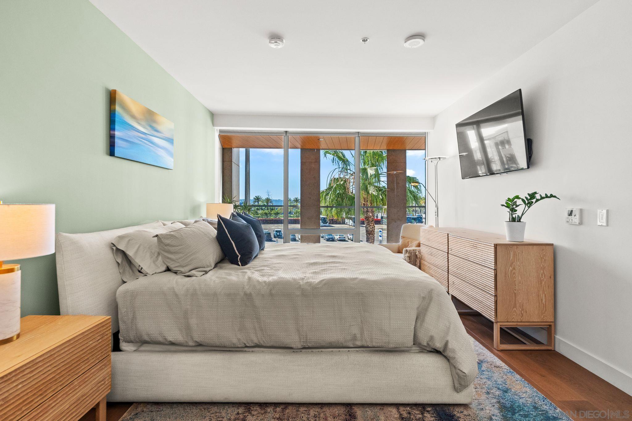 Detail Gallery Image 14 of 67 For 888 W E Street  #307,  San Diego,  CA 92101 - 2 Beds | 2 Baths