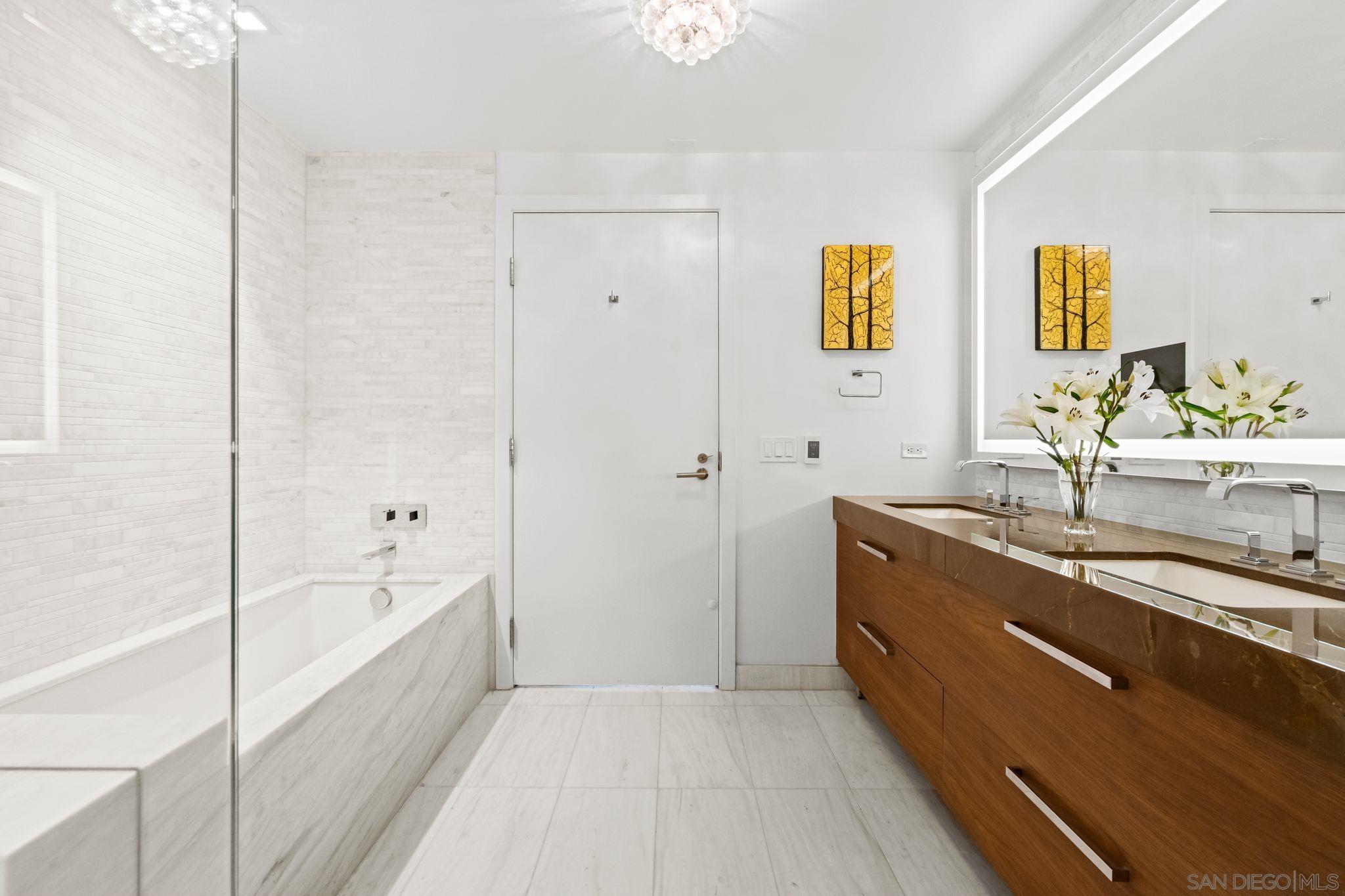 Detail Gallery Image 16 of 67 For 888 W E Street  #307,  San Diego,  CA 92101 - 2 Beds | 2 Baths