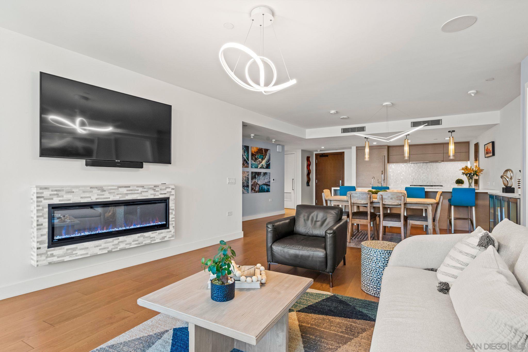 Detail Gallery Image 6 of 67 For 888 W E Street  #307,  San Diego,  CA 92101 - 2 Beds | 2 Baths