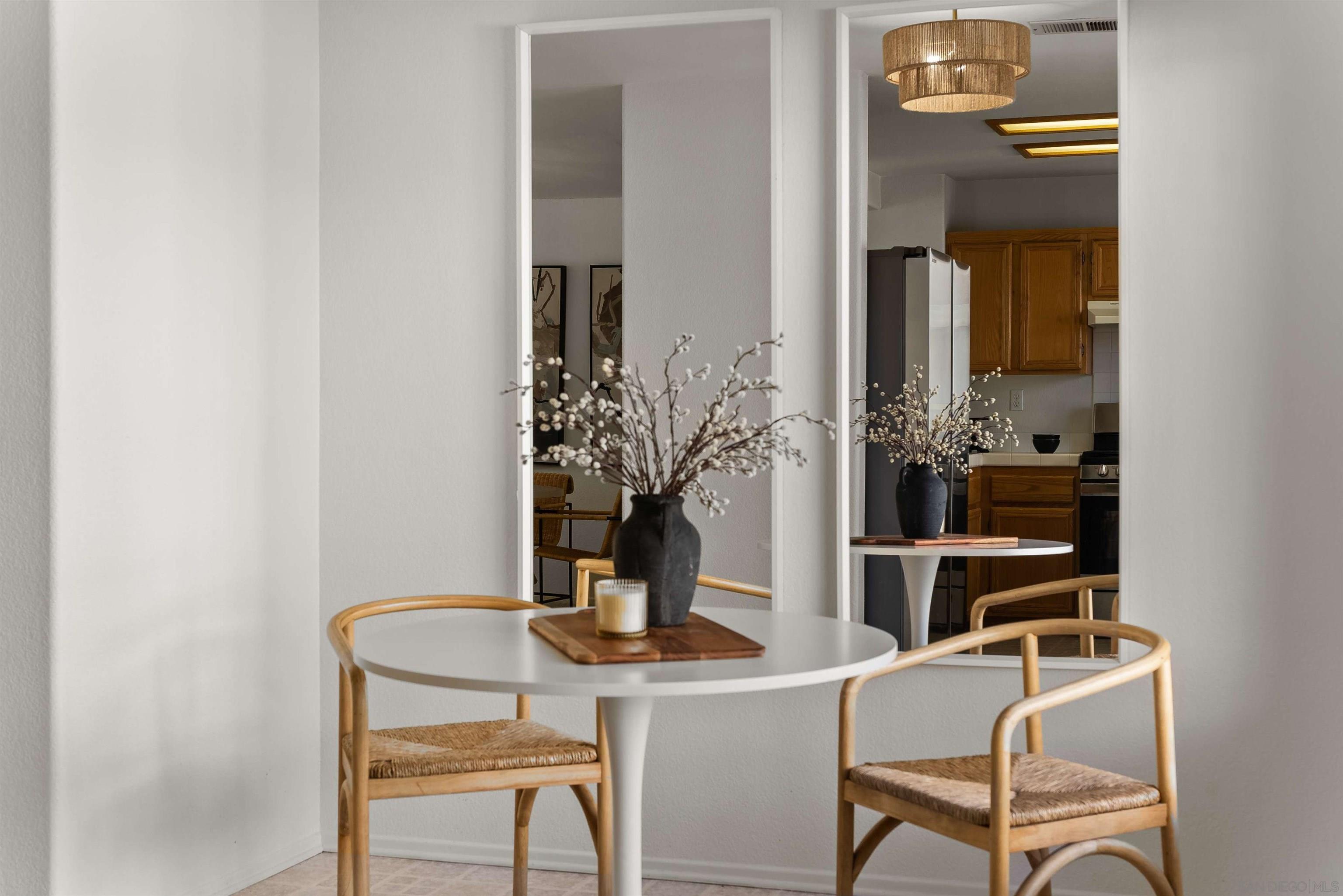 Detail Gallery Image 10 of 26 For 10206  Wateridge Cir  #159,  San Diego,  CA 92121 - 3 Beds | 2/1 Baths