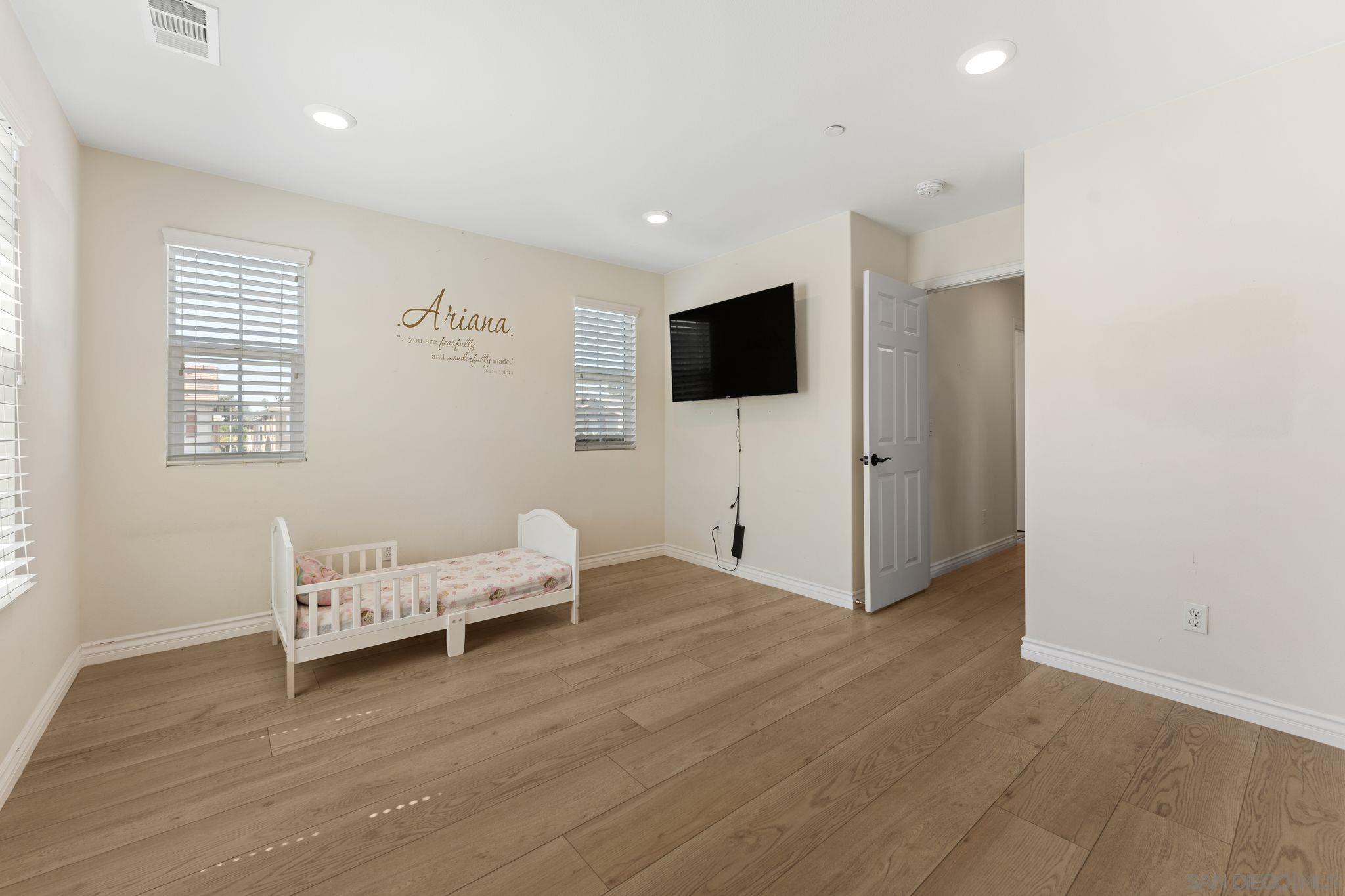 Detail Gallery Image 26 of 40 For 1287  White Oak Court, El Cajon,  CA 92020 - 4 Beds | 2/1 Baths
