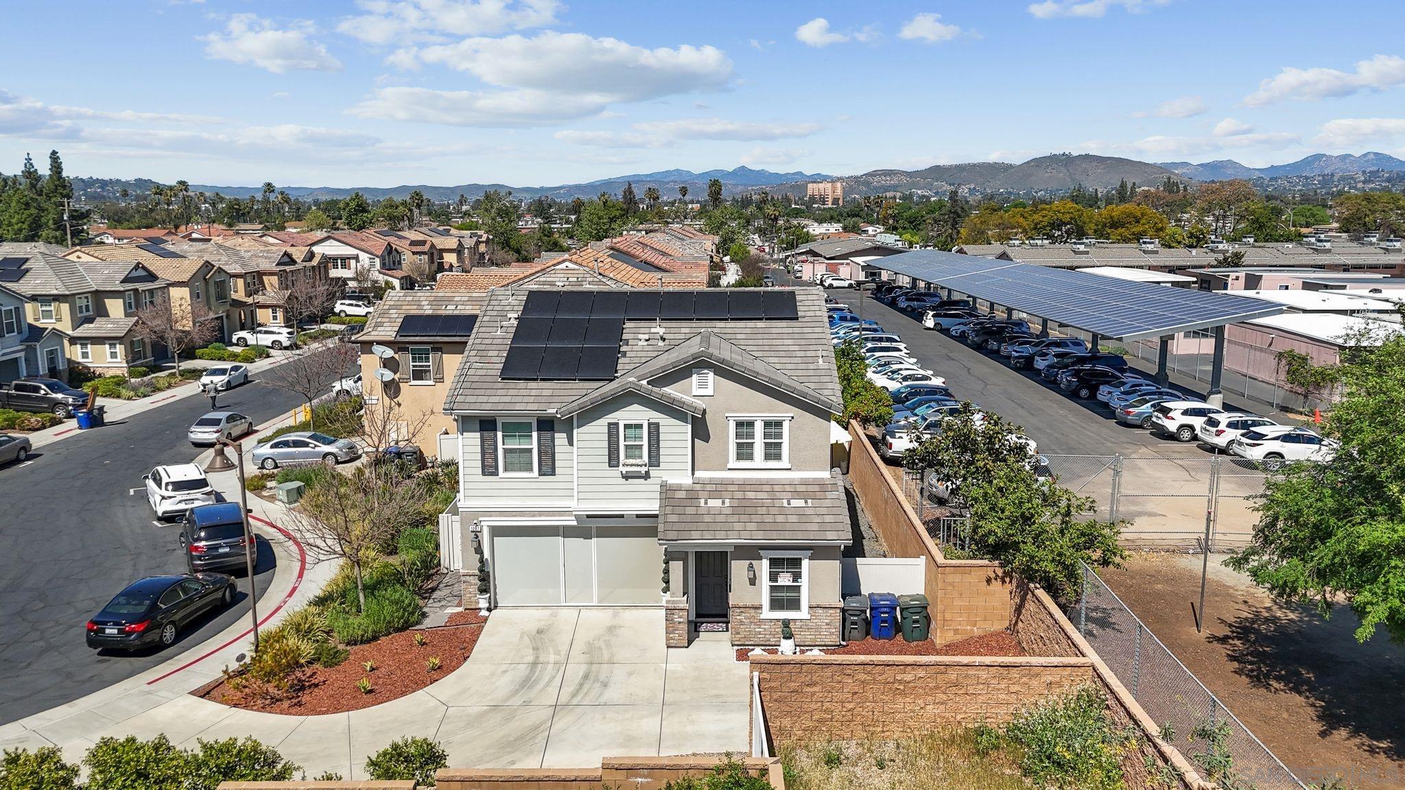 Detail Gallery Image 7 of 40 For 1287  White Oak Court, El Cajon,  CA 92020 - 4 Beds | 2/1 Baths