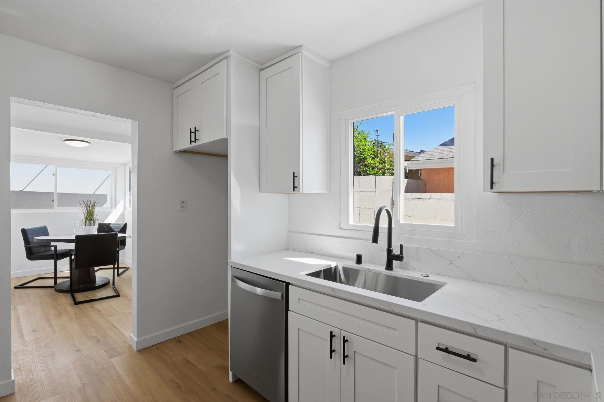 Detail Gallery Image 11 of 37 For 4376  Myrtle Ave, San Diego,  CA 92105 - 3 Beds | 2 Baths