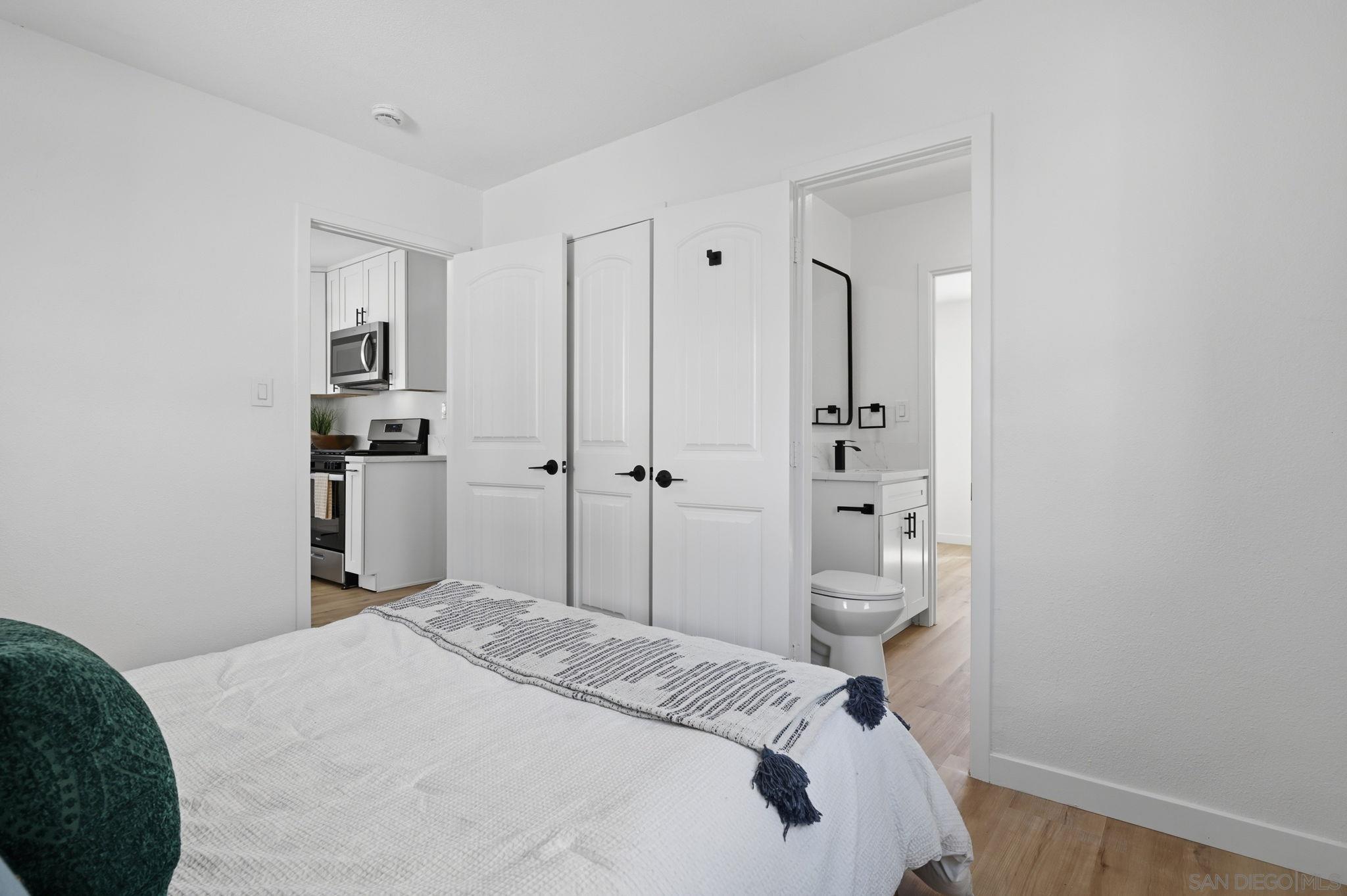 Detail Gallery Image 15 of 37 For 4376  Myrtle Ave, San Diego,  CA 92105 - 3 Beds | 2 Baths