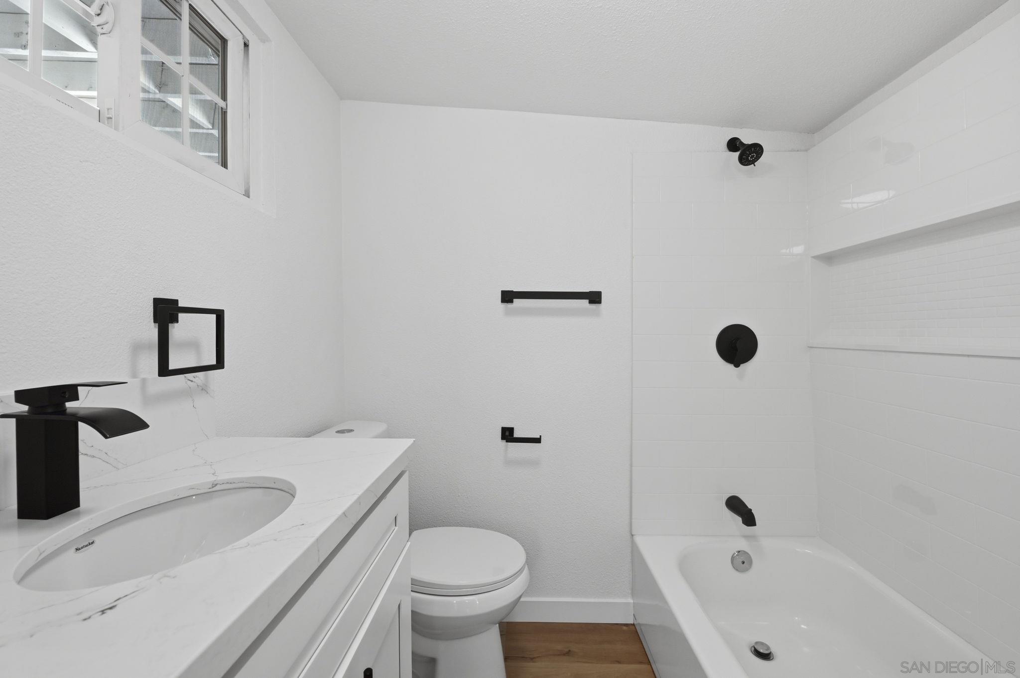 Detail Gallery Image 17 of 37 For 4376  Myrtle Ave, San Diego,  CA 92105 - 3 Beds | 2 Baths