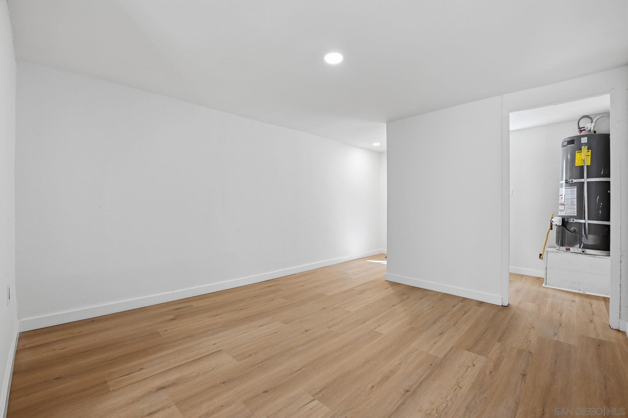 Detail Gallery Image 32 of 37 For 4376  Myrtle Ave, San Diego,  CA 92105 - 3 Beds | 2 Baths