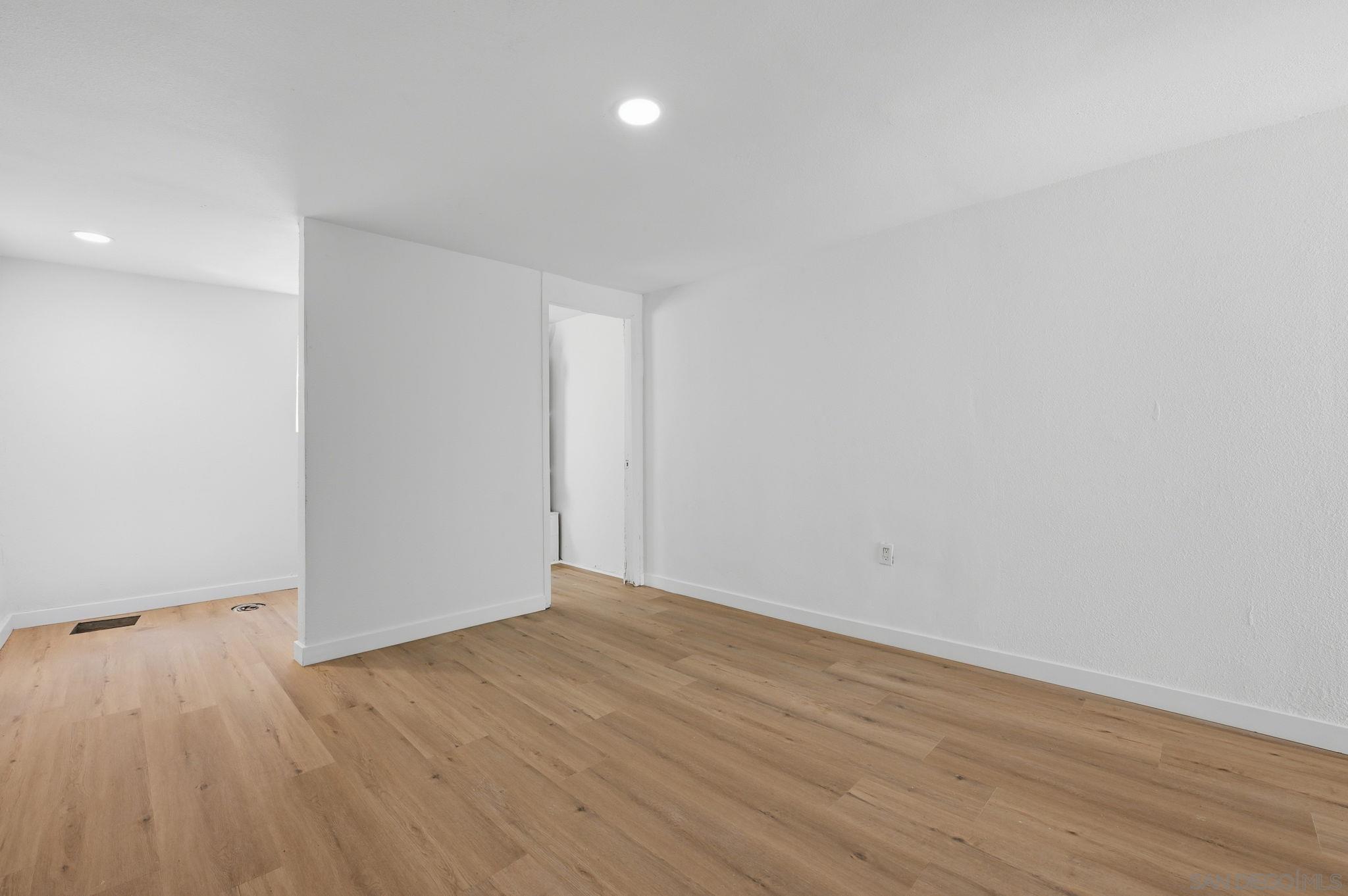 Detail Gallery Image 33 of 37 For 4376  Myrtle Ave, San Diego,  CA 92105 - 3 Beds | 2 Baths