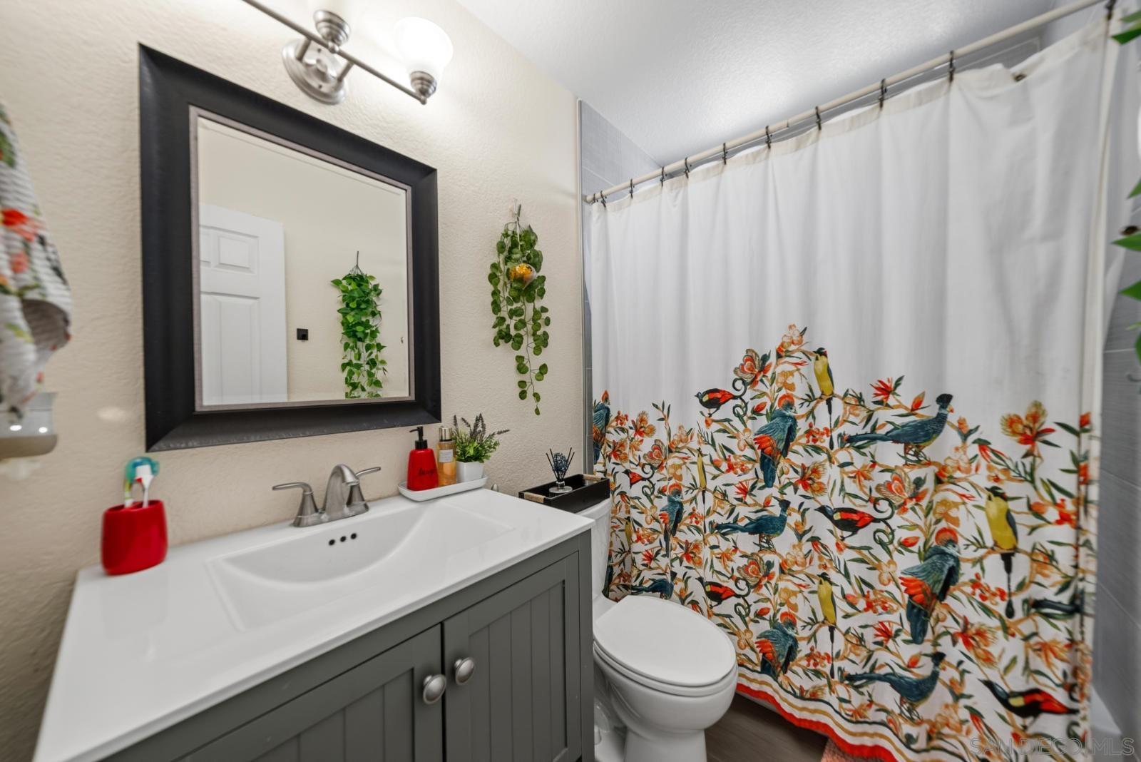 Detail Gallery Image 18 of 29 For 7454  Gayneswood, San Diego,  CA 92139 - 3 Beds | 2 Baths