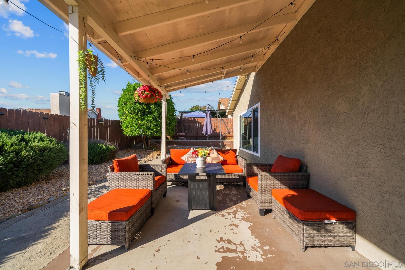 Detail Gallery Image 22 of 29 For 7454  Gayneswood, San Diego,  CA 92139 - 3 Beds | 2 Baths