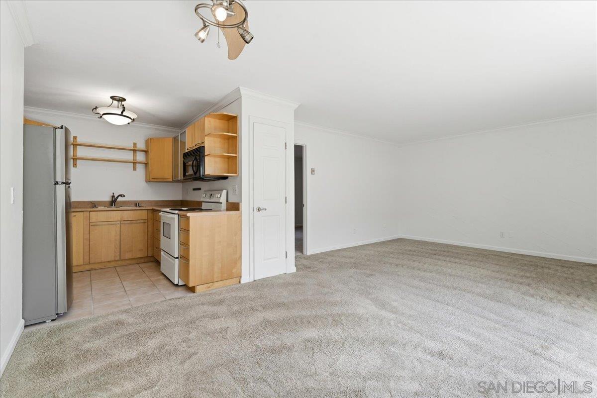 Front Image Thumbnail for SD260006856