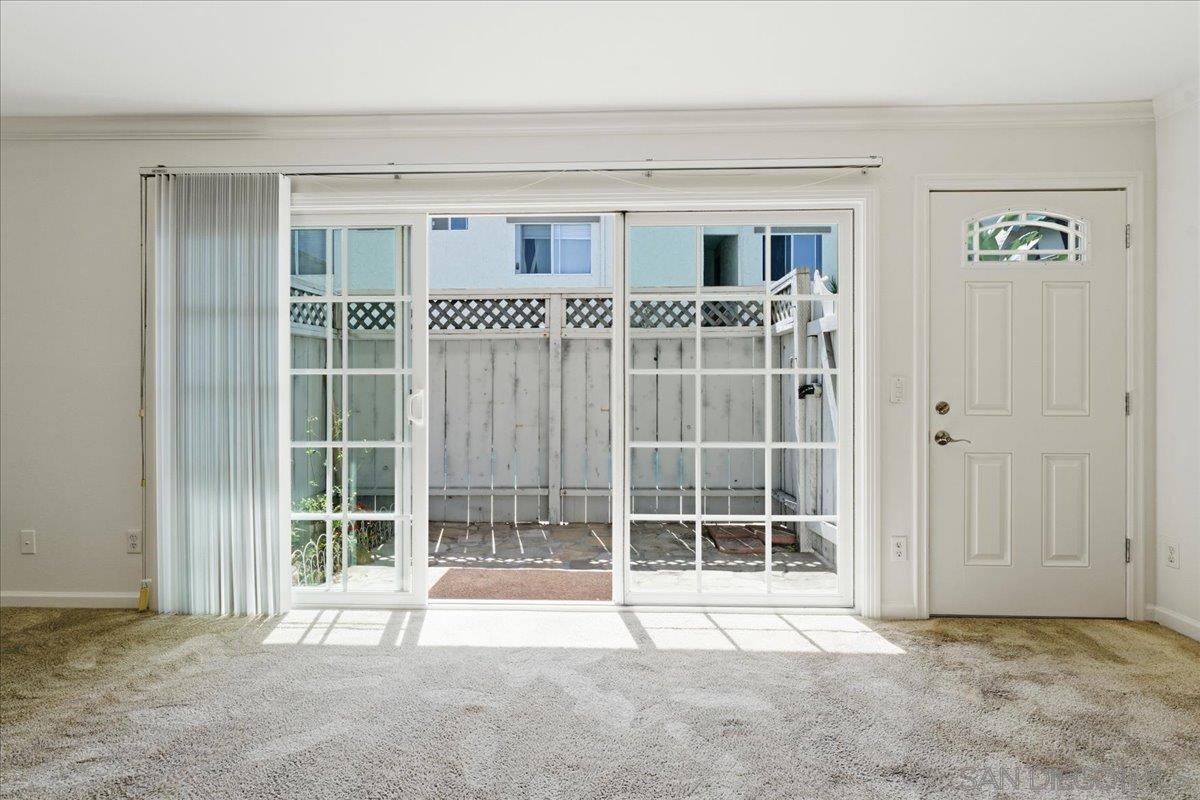 Detail Gallery Image 9 of 22 For 4404  Bond St.  #C,  San Diego,  CA 92109 - 1 Beds | 1 Baths