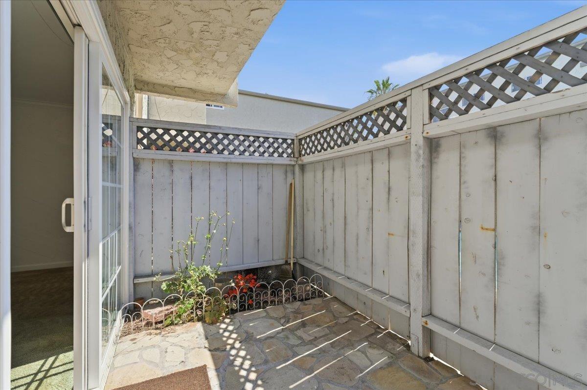 Detail Gallery Image 10 of 22 For 4404  Bond St.  #C,  San Diego,  CA 92109 - 1 Beds | 1 Baths