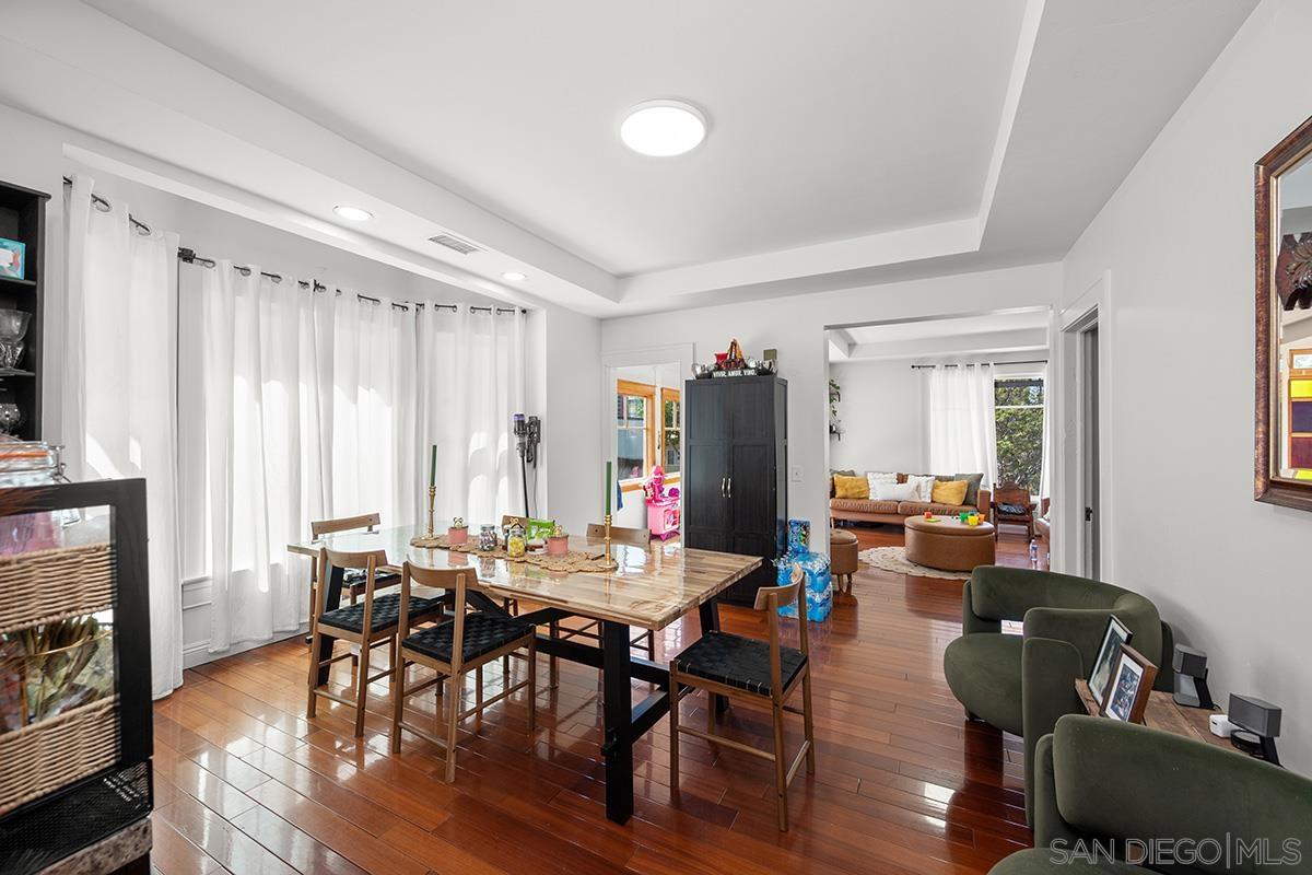 Detail Gallery Image 13 of 52 For 637  19th Street, San Diego,  CA 92102 - 4 Beds | 3/1 Baths