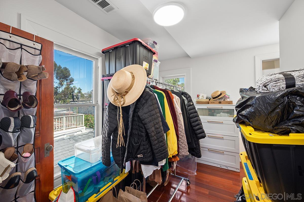 Detail Gallery Image 26 of 52 For 637  19th Street, San Diego,  CA 92102 - 4 Beds | 3/1 Baths