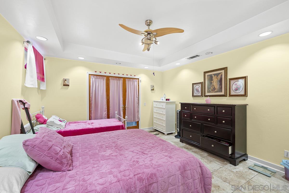 Detail Gallery Image 42 of 52 For 637  19th Street, San Diego,  CA 92102 - 4 Beds | 3/1 Baths