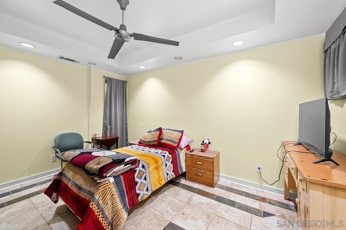 Detail Gallery Image 44 of 52 For 637  19th Street, San Diego,  CA 92102 - 4 Beds | 3/1 Baths