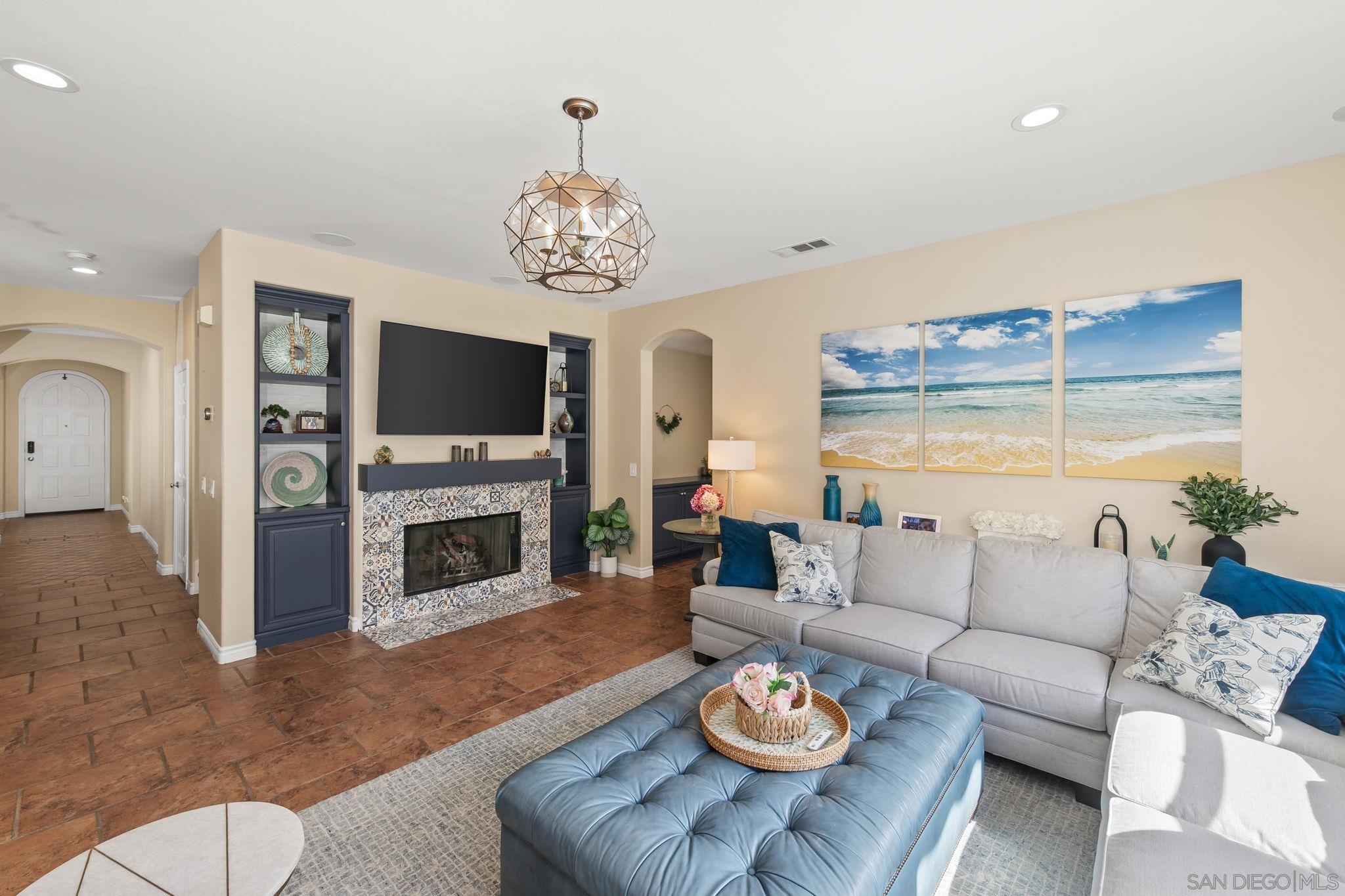 Detail Gallery Image 15 of 50 For 12820  Hideaway Ln, San Diego,  CA 92131 - 5 Beds | 3/1 Baths