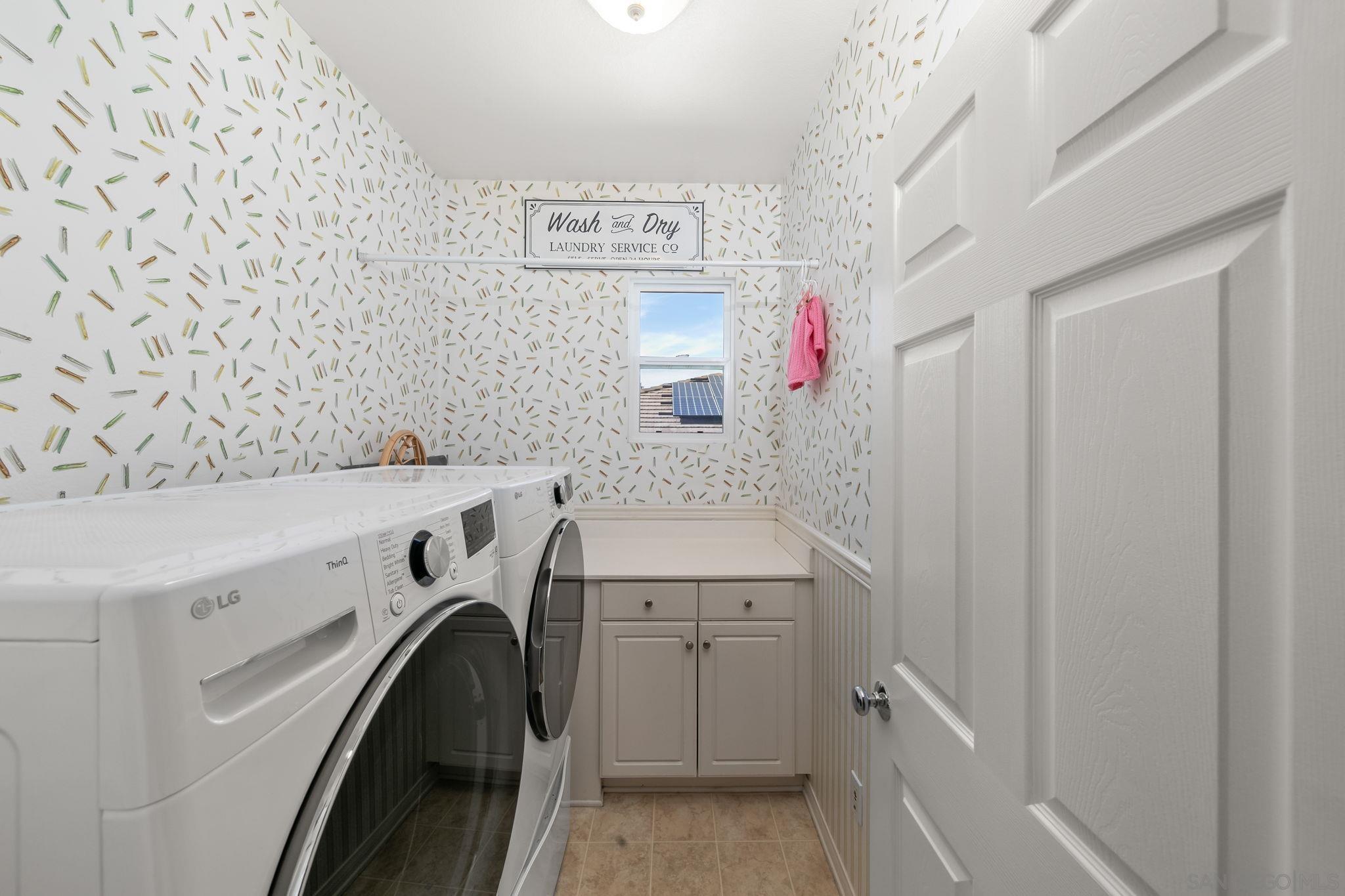 Detail Gallery Image 29 of 50 For 12820  Hideaway Ln, San Diego,  CA 92131 - 5 Beds | 3/1 Baths