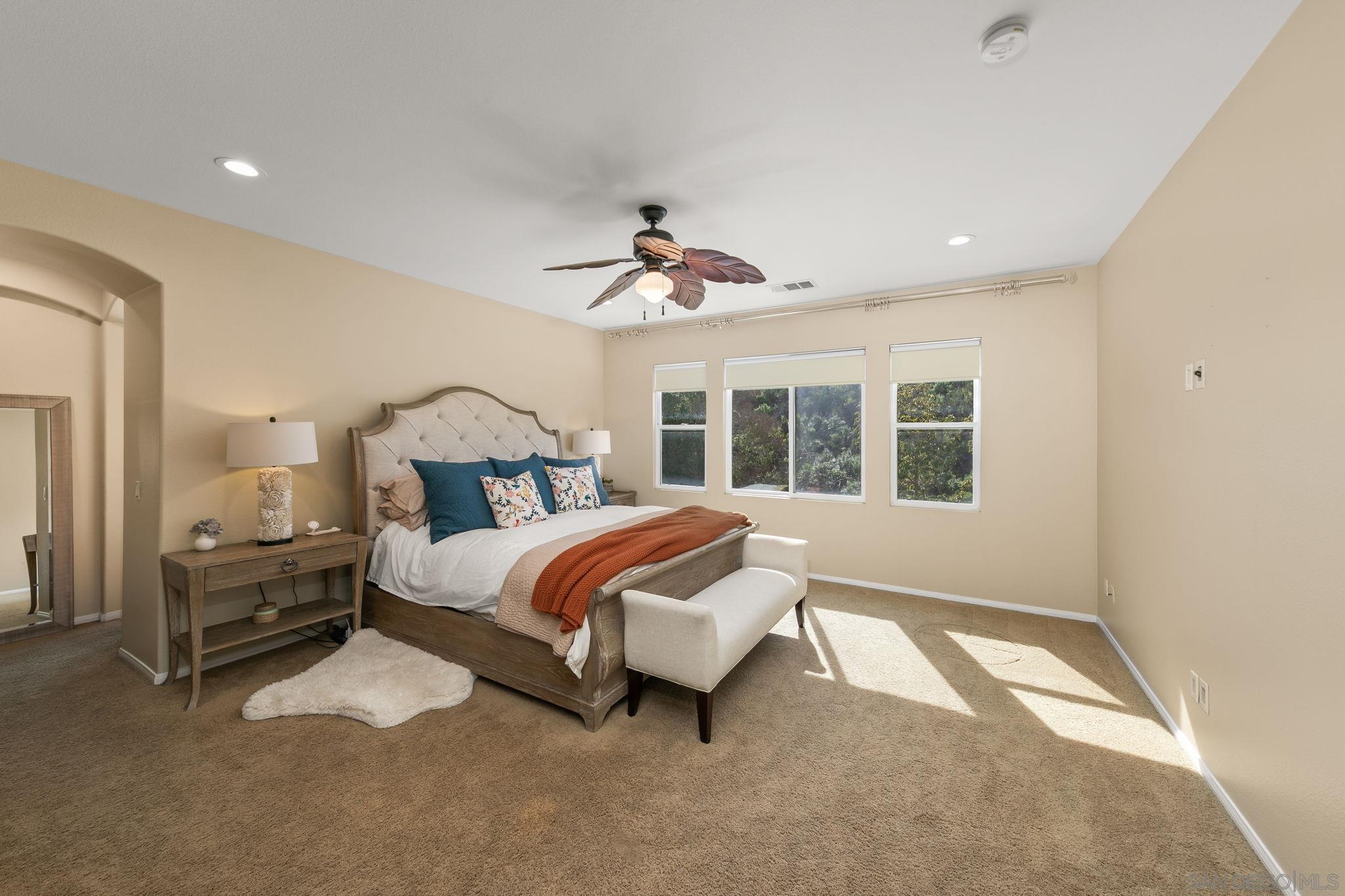 Detail Gallery Image 32 of 50 For 12820  Hideaway Ln, San Diego,  CA 92131 - 5 Beds | 3/1 Baths