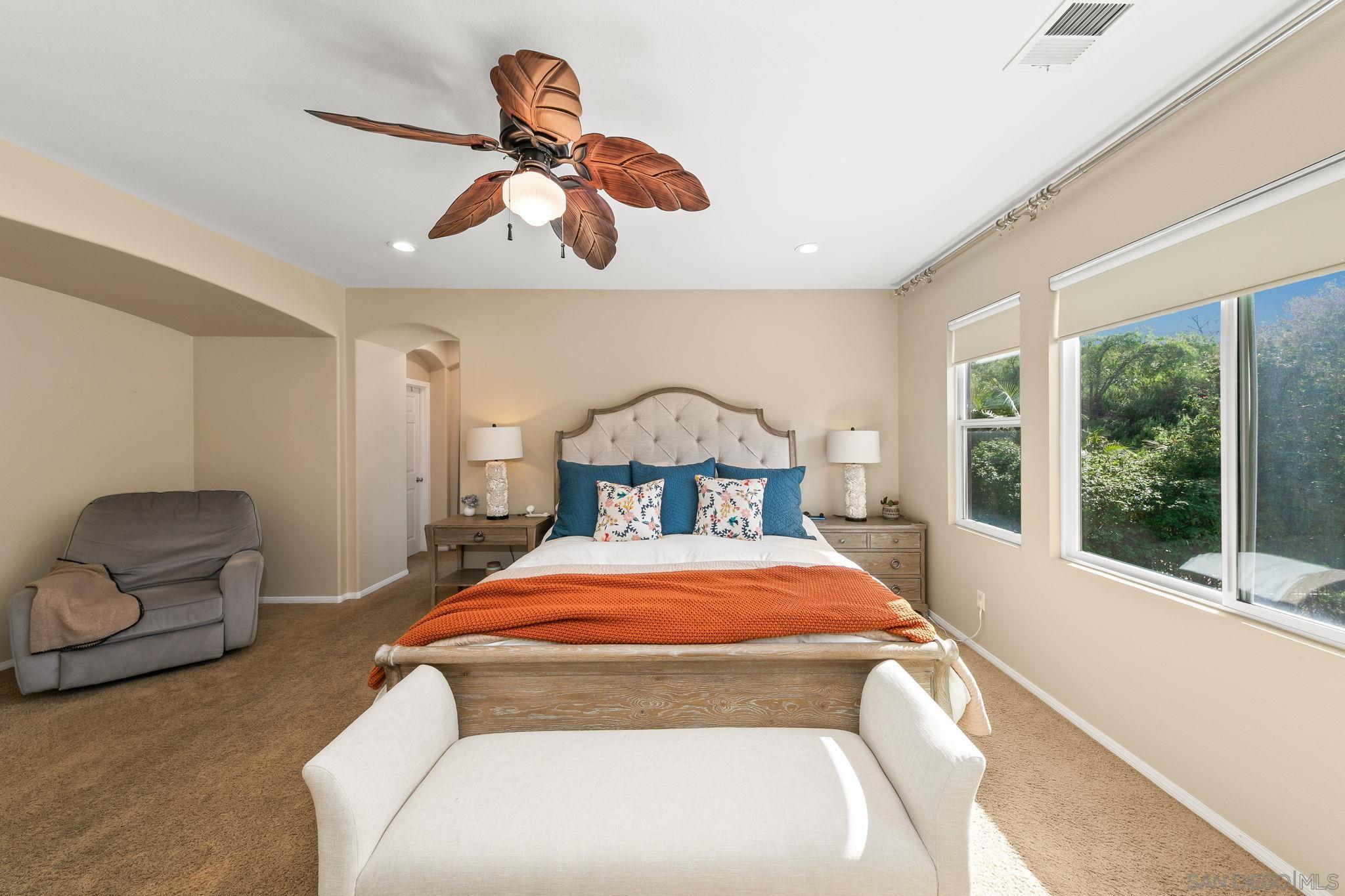 Detail Gallery Image 34 of 50 For 12820  Hideaway Ln, San Diego,  CA 92131 - 5 Beds | 3/1 Baths