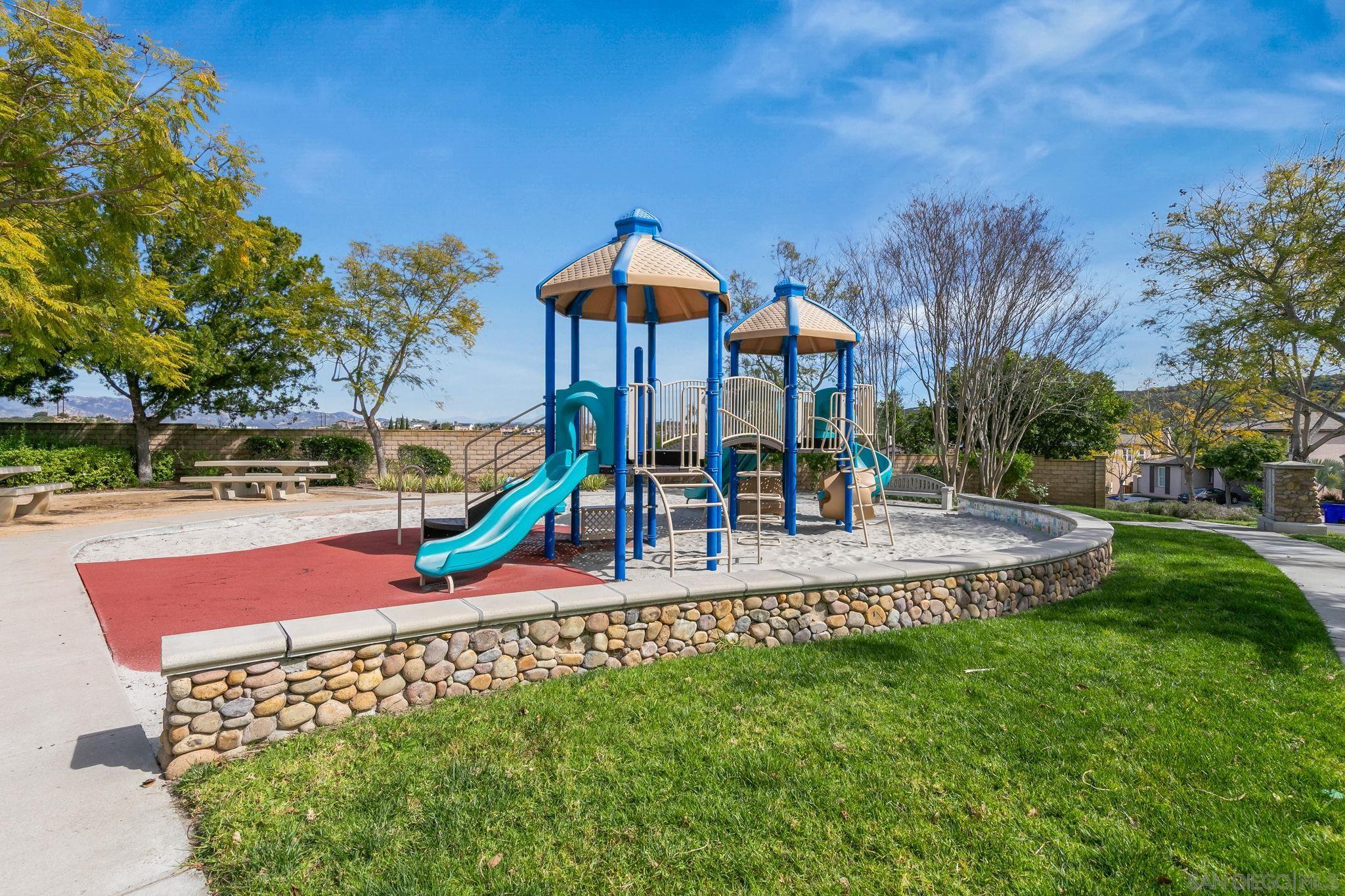 Detail Gallery Image 49 of 50 For 12820  Hideaway Ln, San Diego,  CA 92131 - 5 Beds | 3/1 Baths