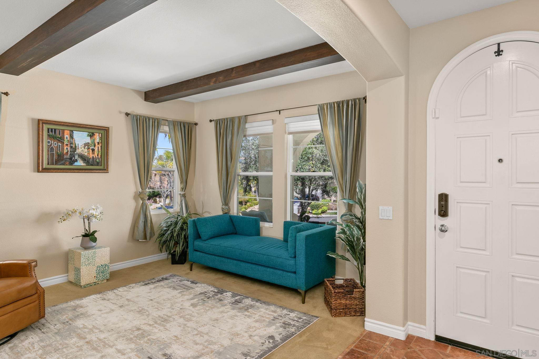 Detail Gallery Image 7 of 50 For 12820  Hideaway Ln, San Diego,  CA 92131 - 5 Beds | 3/1 Baths