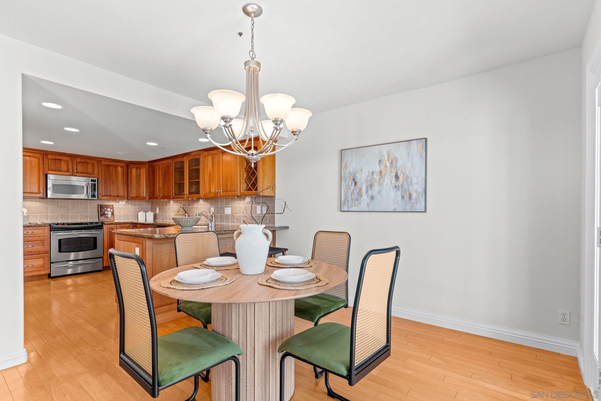 Detail Gallery Image 14 of 43 For 4817  Windjammer Way, Carlsbad,  CA 92008 - 3 Beds | 2/1 Baths