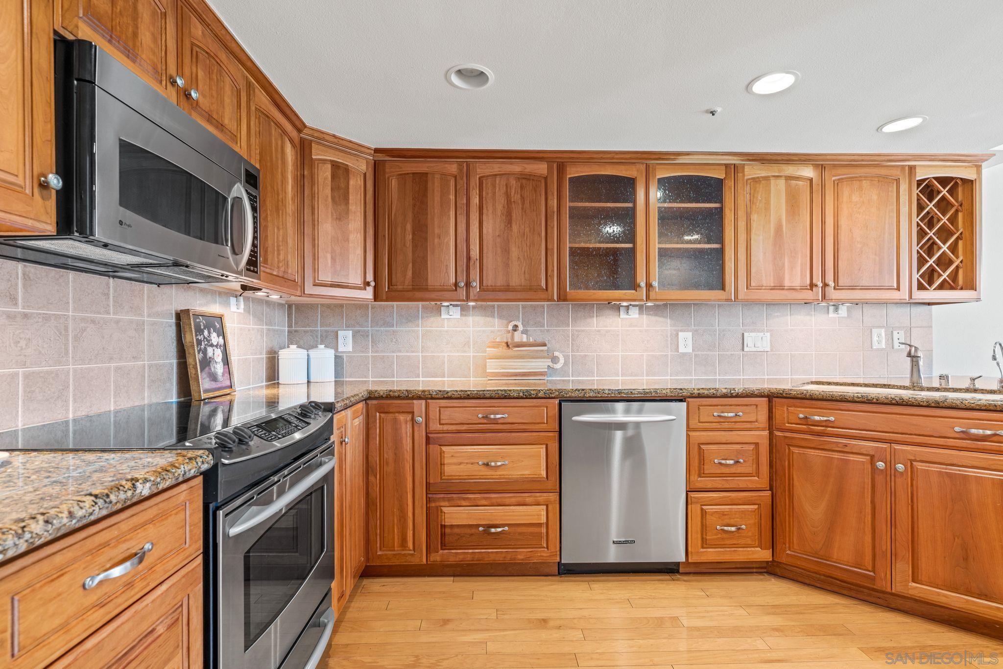 Detail Gallery Image 16 of 43 For 4817  Windjammer Way, Carlsbad,  CA 92008 - 3 Beds | 2/1 Baths