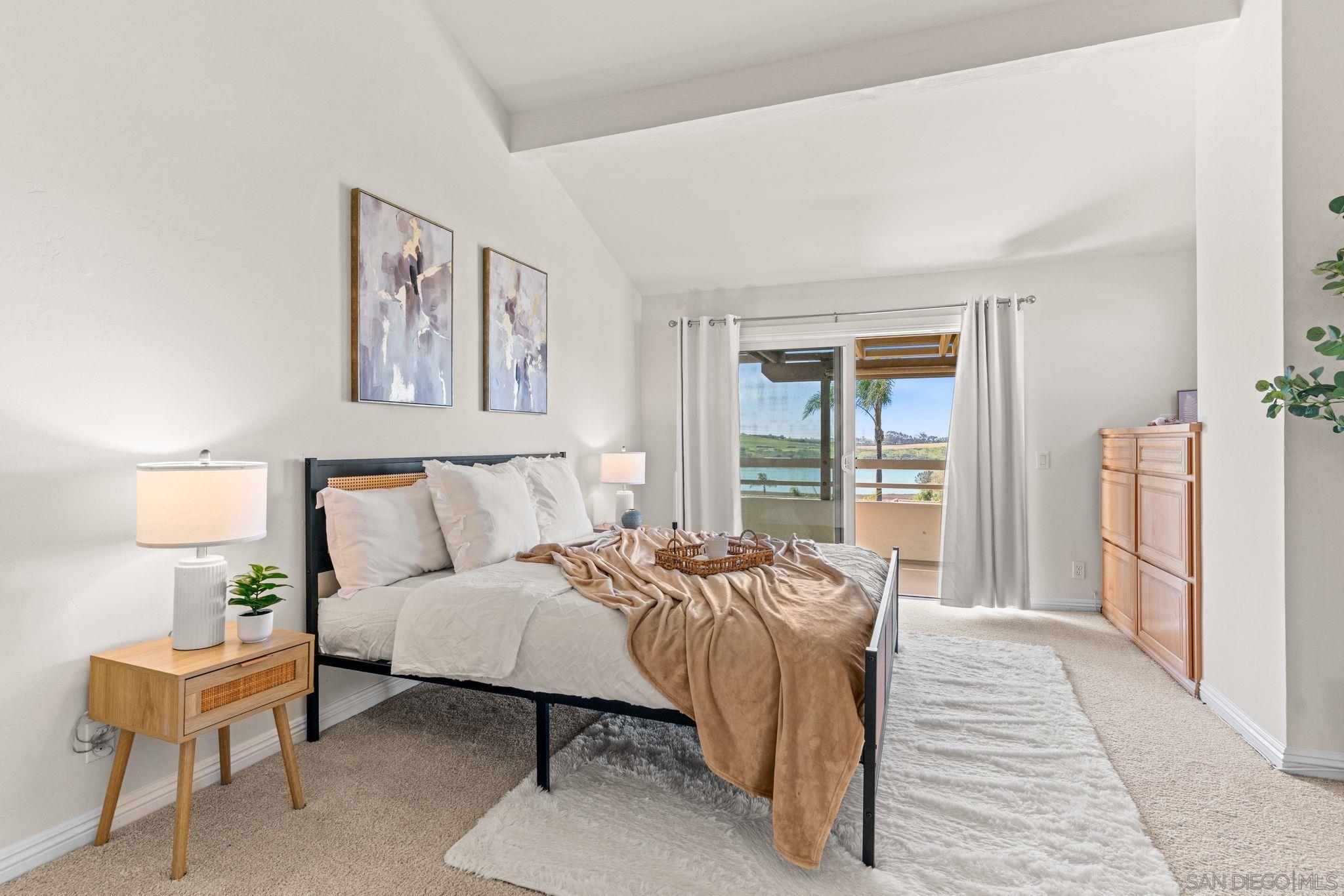 Detail Gallery Image 22 of 43 For 4817  Windjammer Way, Carlsbad,  CA 92008 - 3 Beds | 2/1 Baths