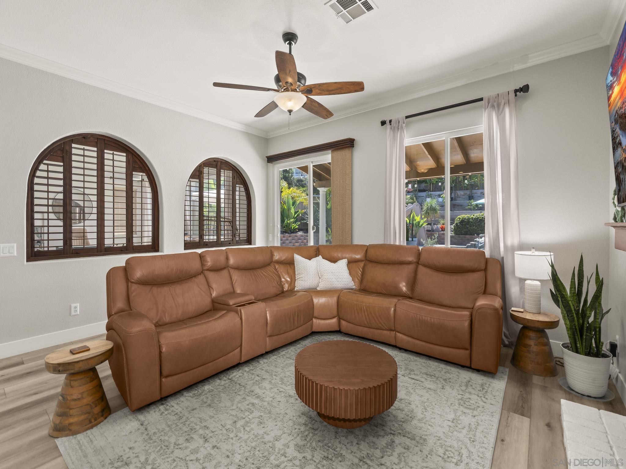 Detail Gallery Image 11 of 67 For 2034  Mount Langley, Chula Vista,  CA 91913 - 5 Beds | 3 Baths