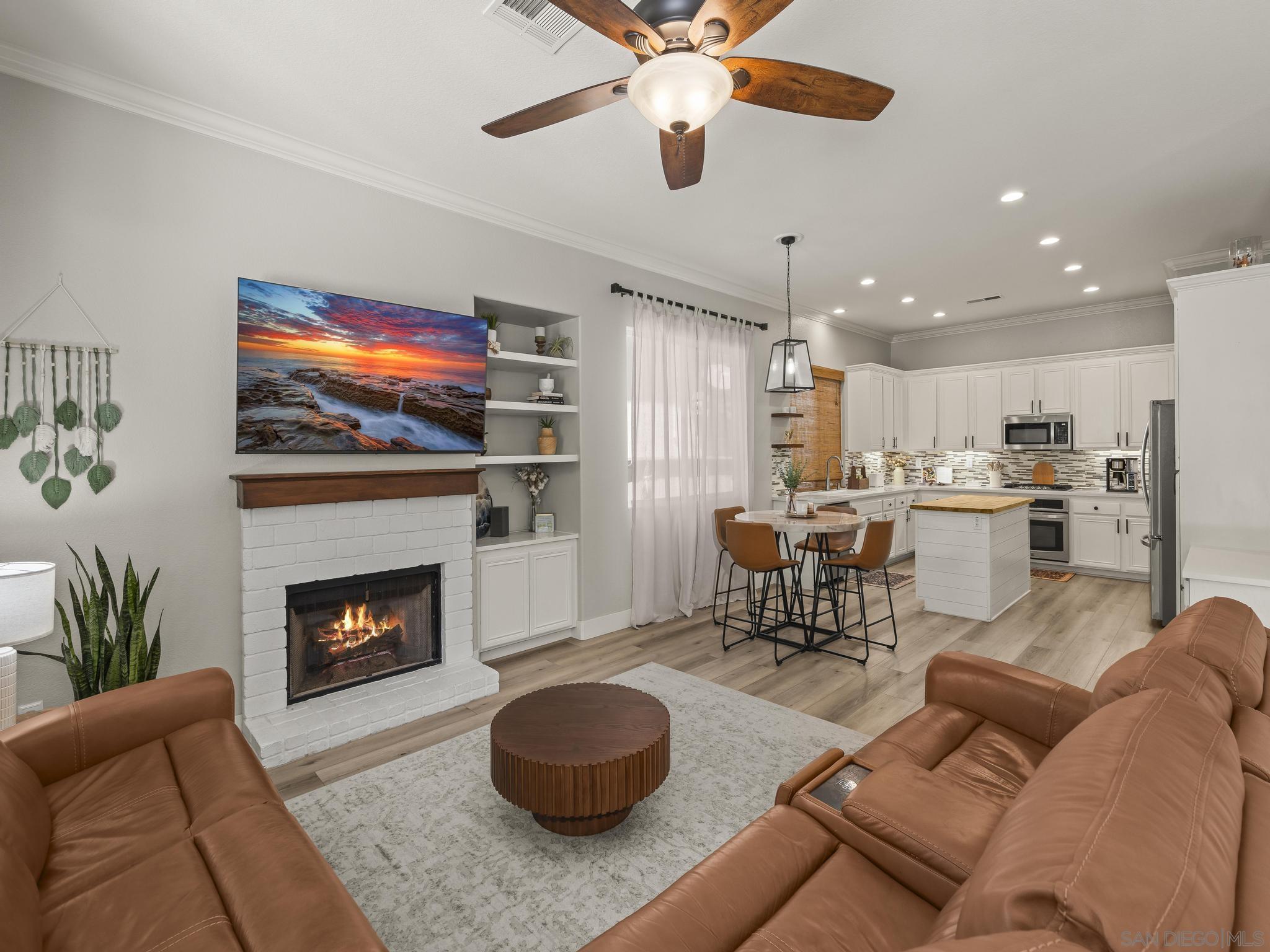 Detail Gallery Image 12 of 67 For 2034  Mount Langley, Chula Vista,  CA 91913 - 5 Beds | 3 Baths