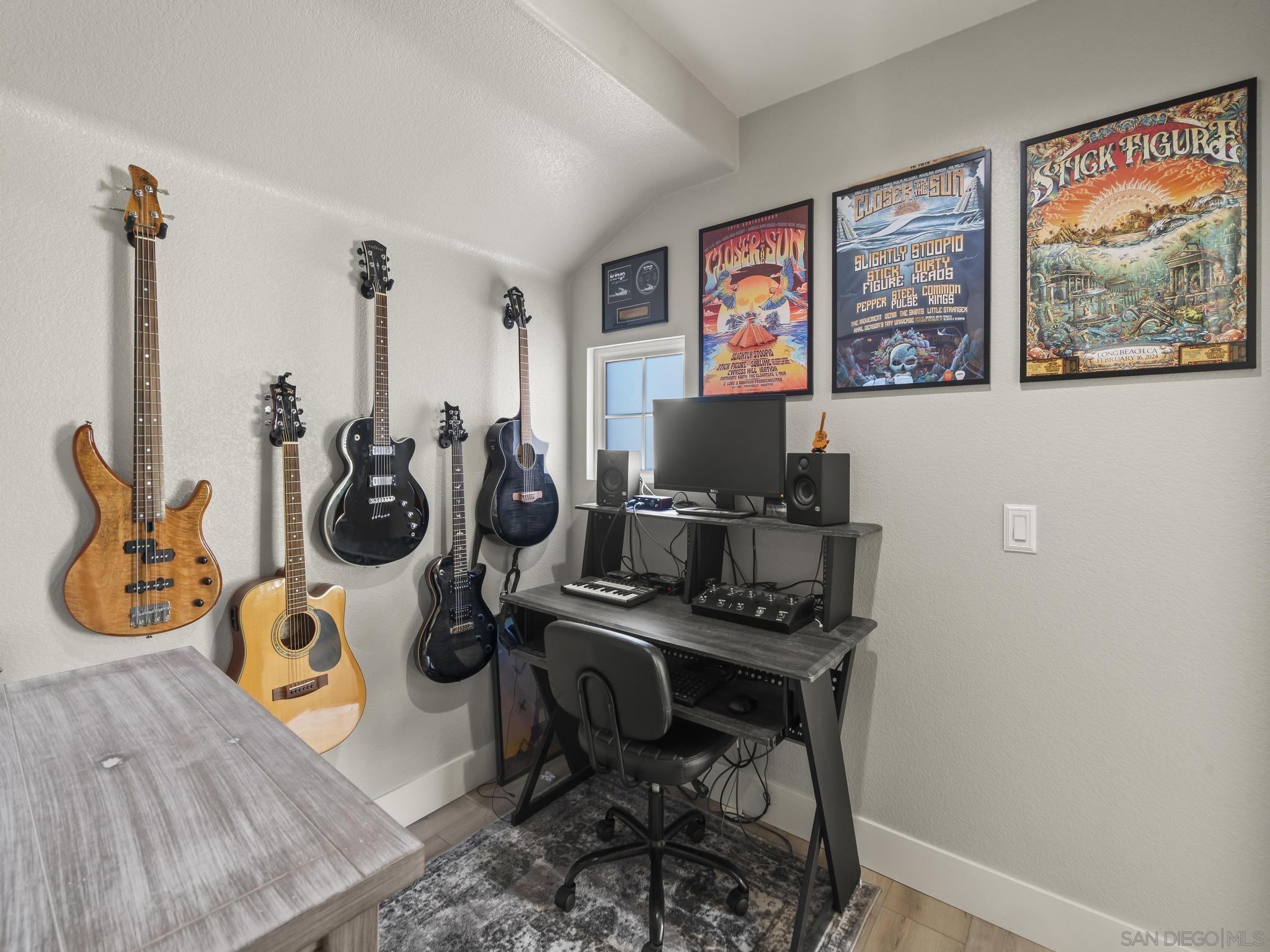 Detail Gallery Image 25 of 67 For 2034  Mount Langley, Chula Vista,  CA 91913 - 5 Beds | 3 Baths