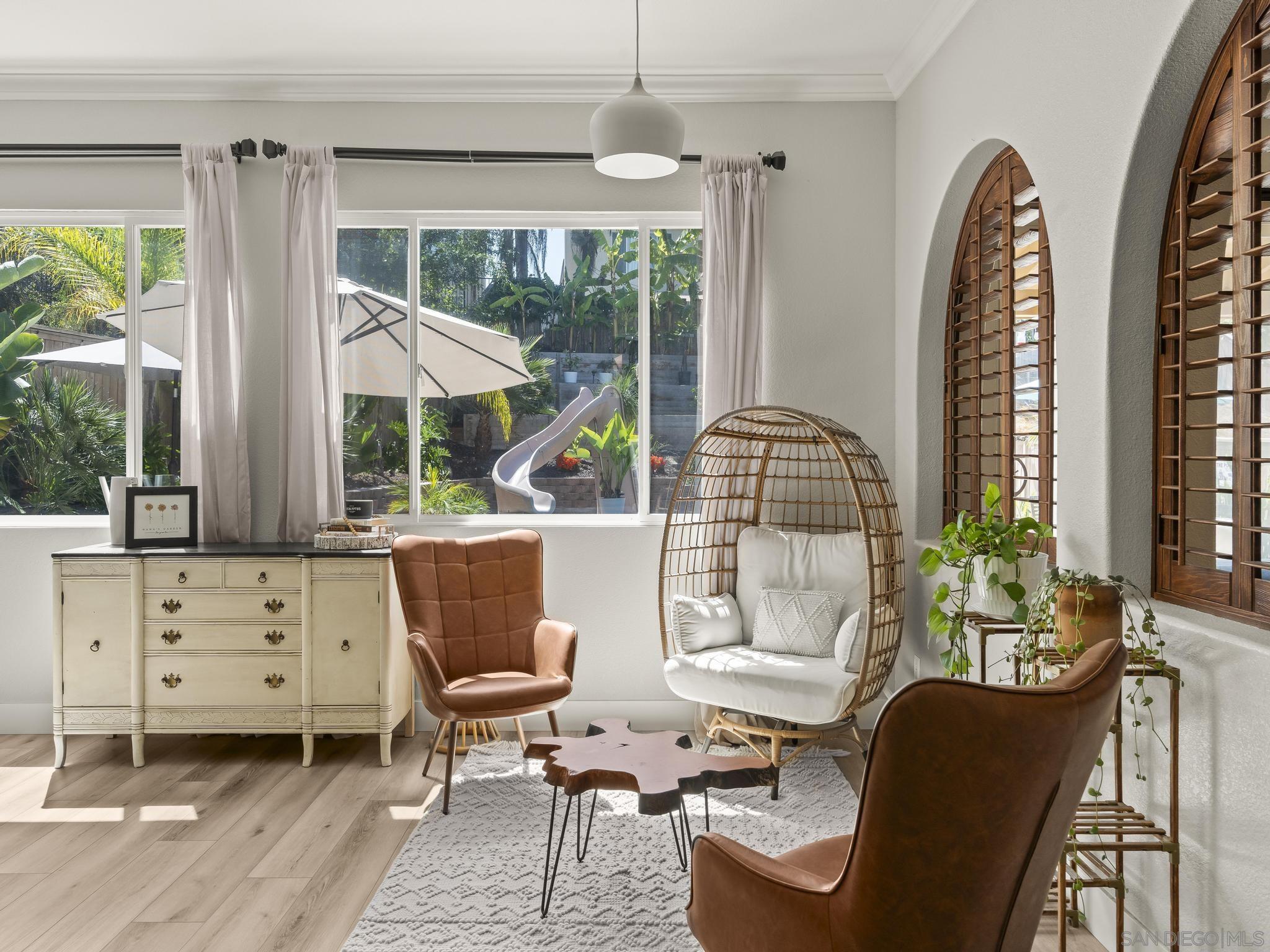 Detail Gallery Image 10 of 67 For 2034  Mount Langley, Chula Vista,  CA 91913 - 5 Beds | 3 Baths